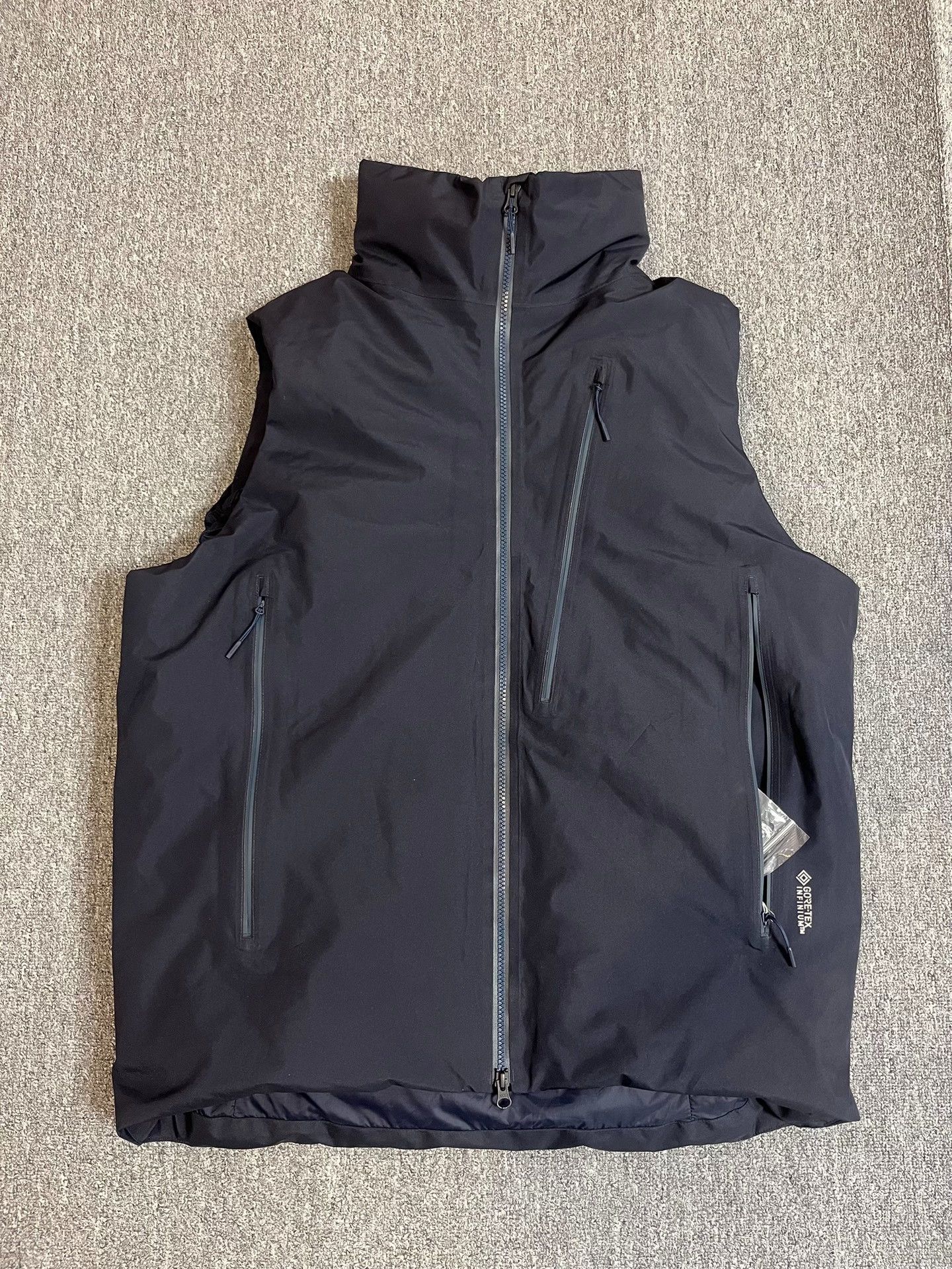 DAIWA DAIWA LIFESTYLE DOWN VEST Size US L / EU 52-54 / 3 - 1 Thumbnail