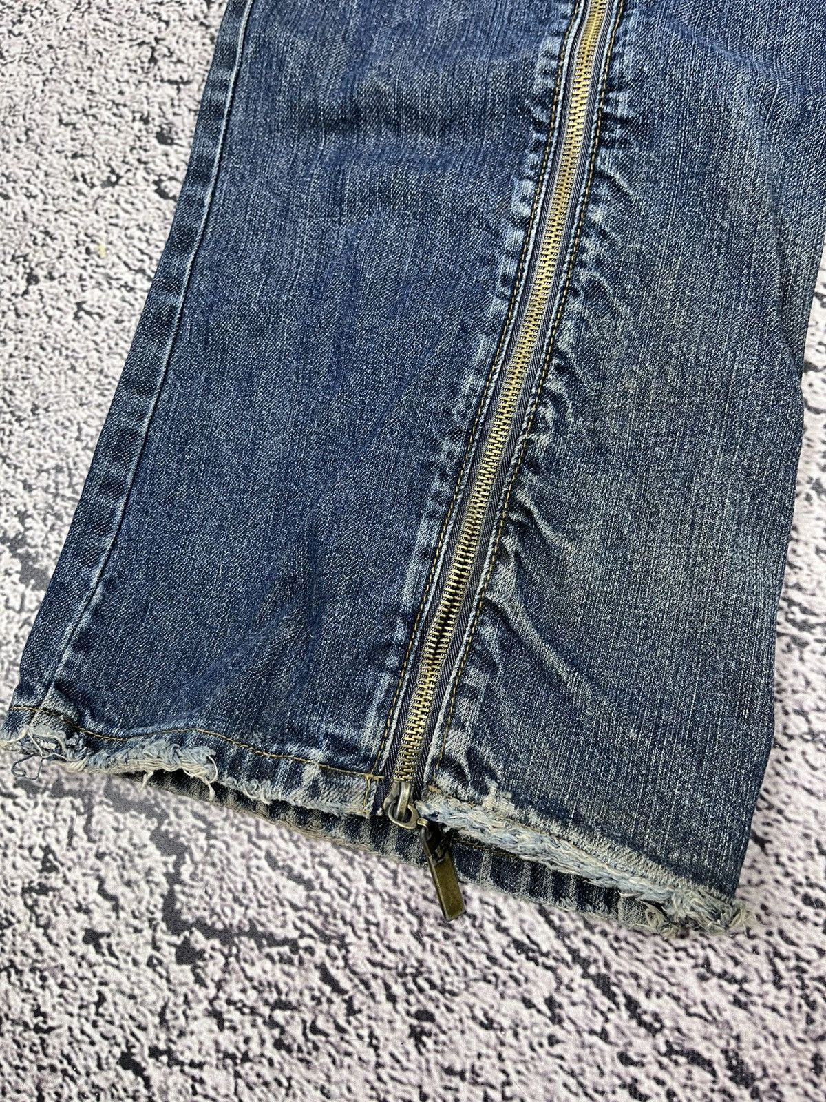 Gianfranco Ferre Vintage Gianfranco Ferre GF Low Rose Wide Zip Cargo Pants Size 28" / US 6 / IT 42 - 3 Thumbnail