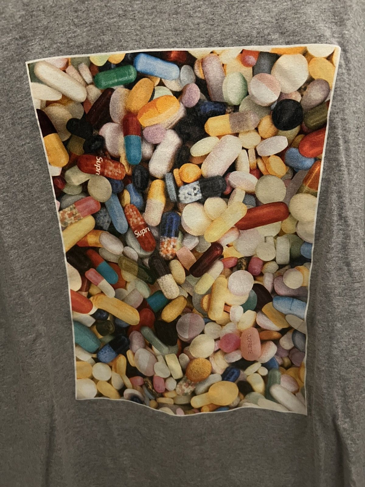 Supreme Supreme Pills Tee Size US M / EU 48-50 / 2 - 2 Thumbnail