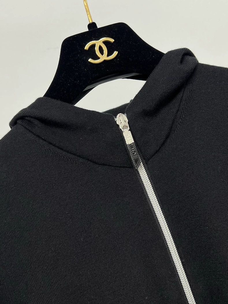 Chanel Chanel 25C Early Spring Vacation Black Medium Sleeve Hoode Size XXS / US 00 / IT 34 - 3 Thumbnail