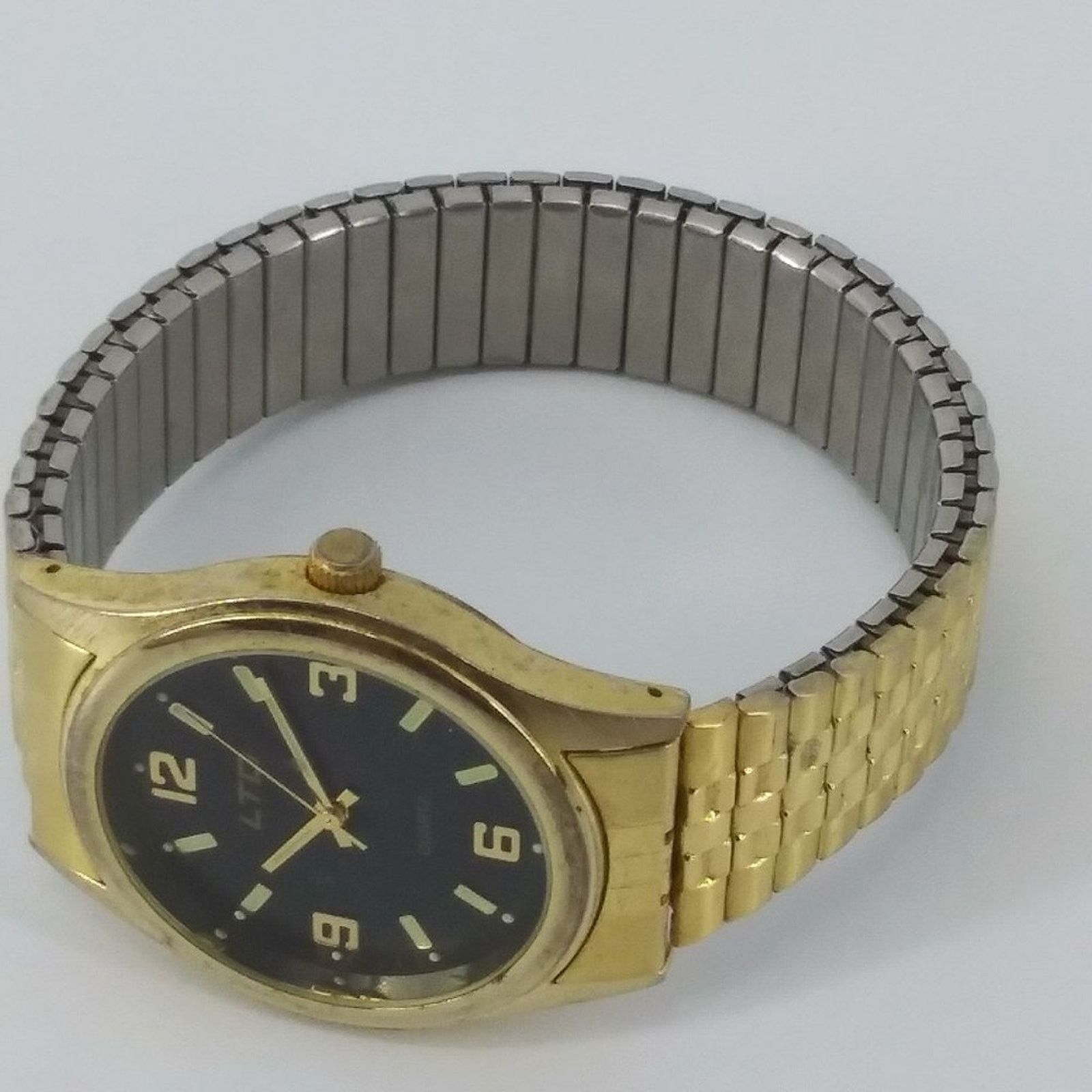 Other Vintage Men's LTD Gold Tone Bracelet Wristwatch Stainless Size ONE SIZE - 6 Thumbnail