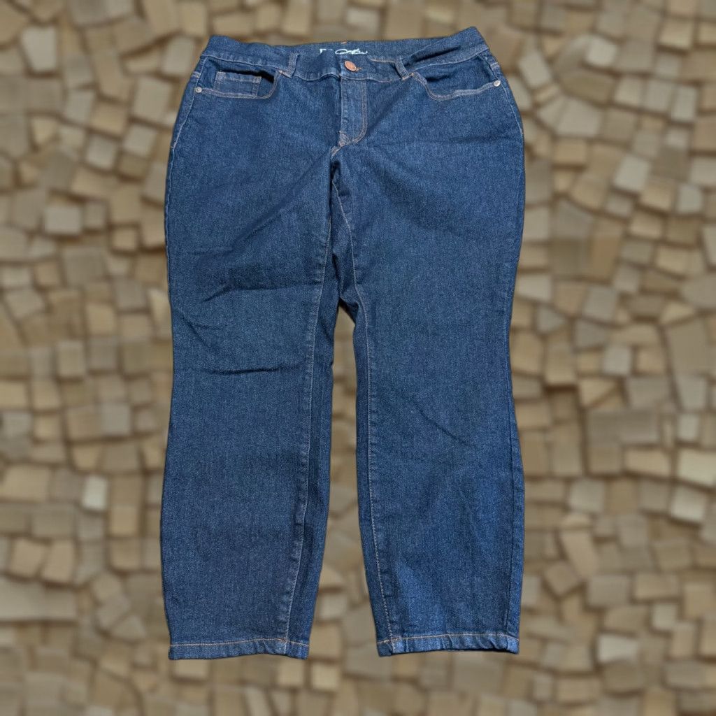 Vintage DG2 Jeans Women's Plus Size 20W Denim Skinny Dark Wash Jeans 5-Pocket Stretch High Rise Blue Womens Size 42" / US 20 - 1 Thumbnail