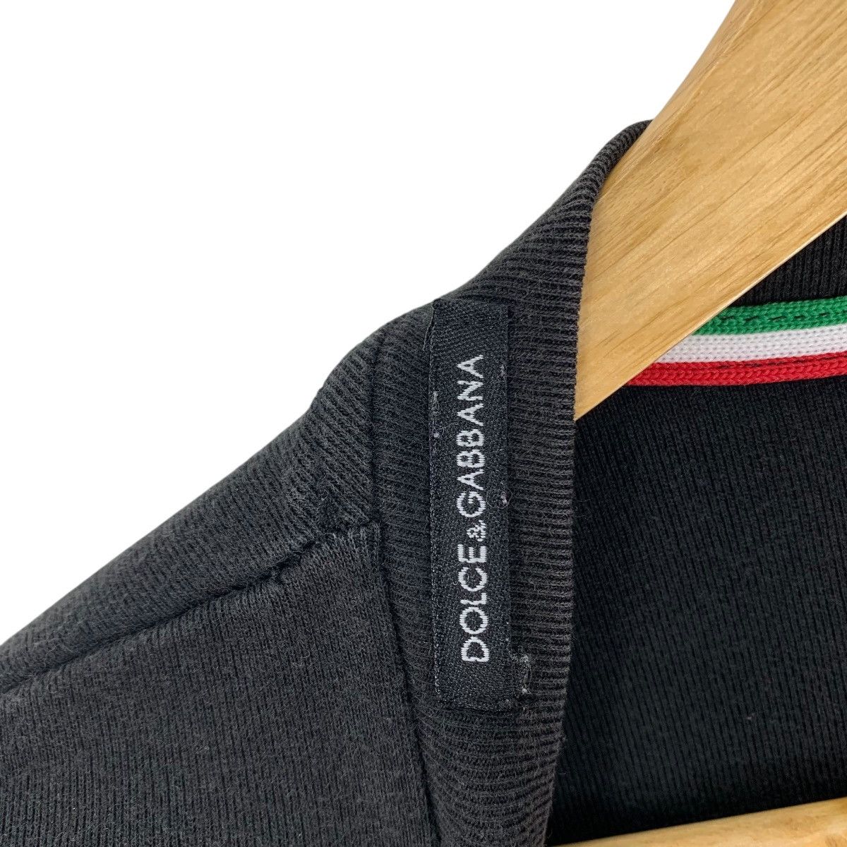 Dolce & Gabbana DOLCE & GABBANA D&G Italy Patch Plate Leather Short Shirt Size US S / EU 44-46 / 1 - 6 Thumbnail