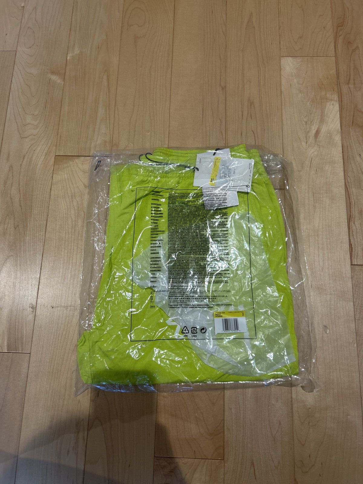 Nike × Stussy Nike x stussy beach pants bright cactus Size US 30 / EU 46 - 4 Thumbnail