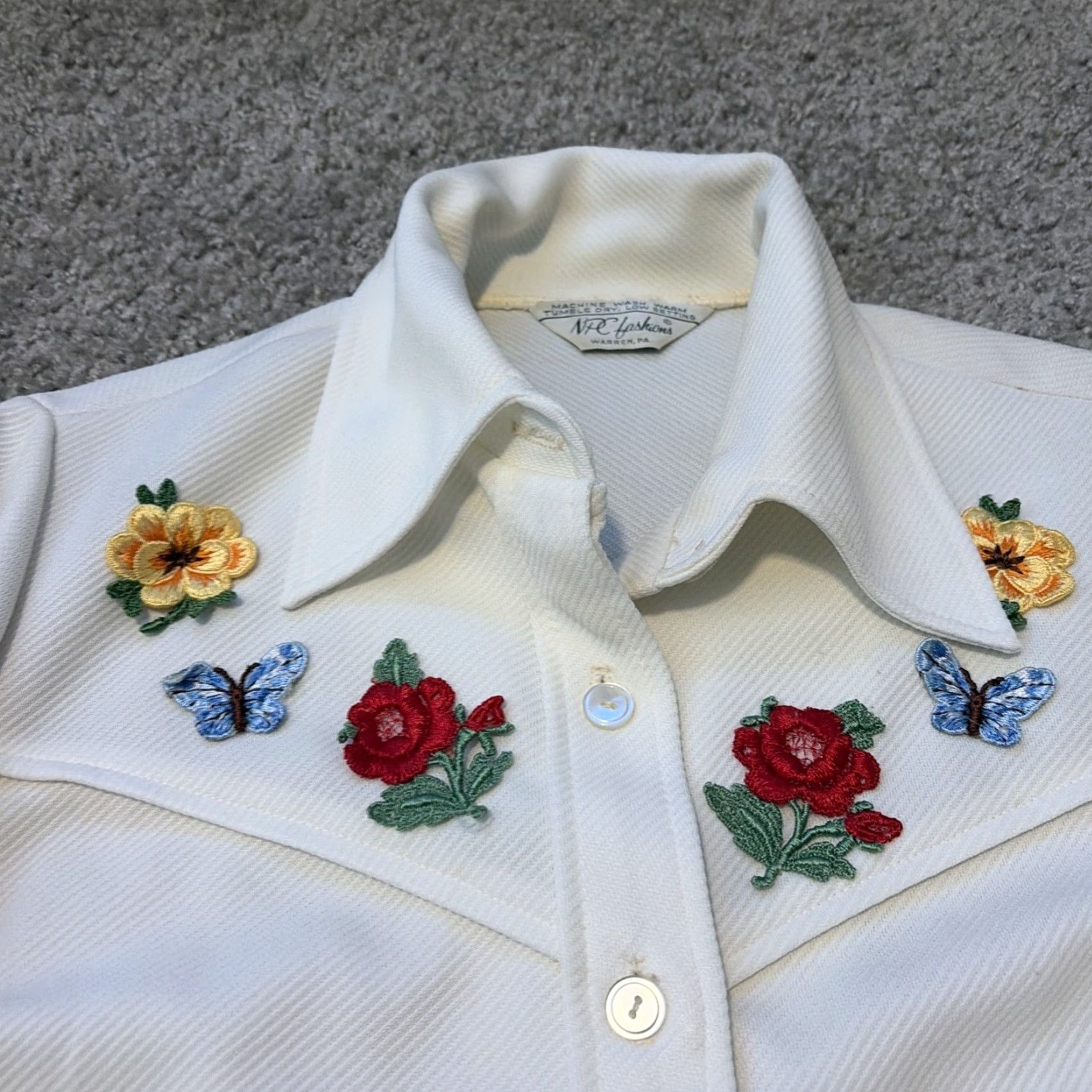 Vintage VINTAGE NPC Fashions Button Up Floral Embroidered White Blouse Shirt Women 70s Secretary Geek L White Floral Embroidered 1970s NPC Fashions Women L Size L / US 10 / IT 46 - 3 Thumbnail