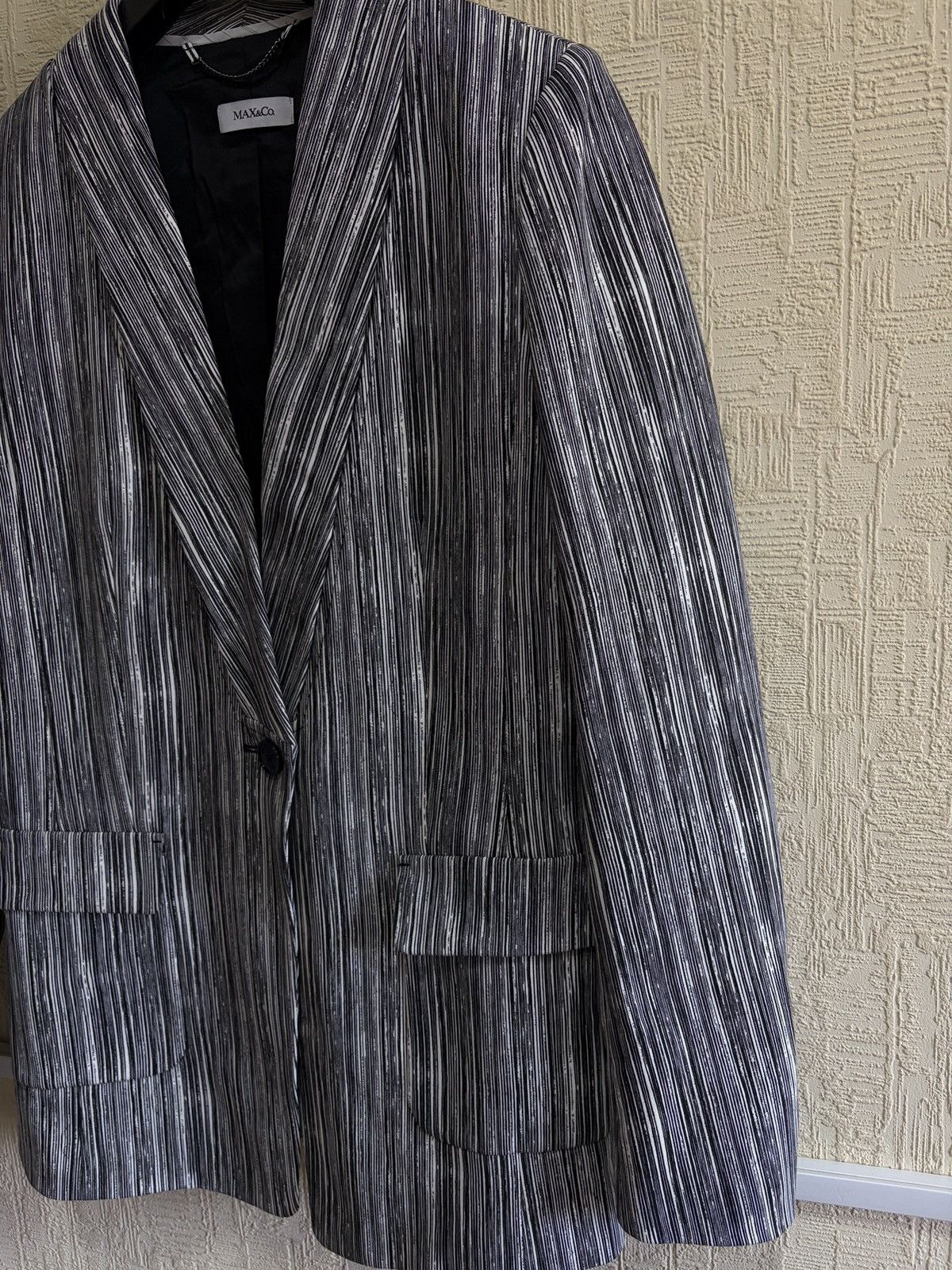 MAX&Co. MAX & Co. Max Mara Striped Tailored Blazer IT 46 US 10 Size L / US 10 / IT 46 - 4 Thumbnail