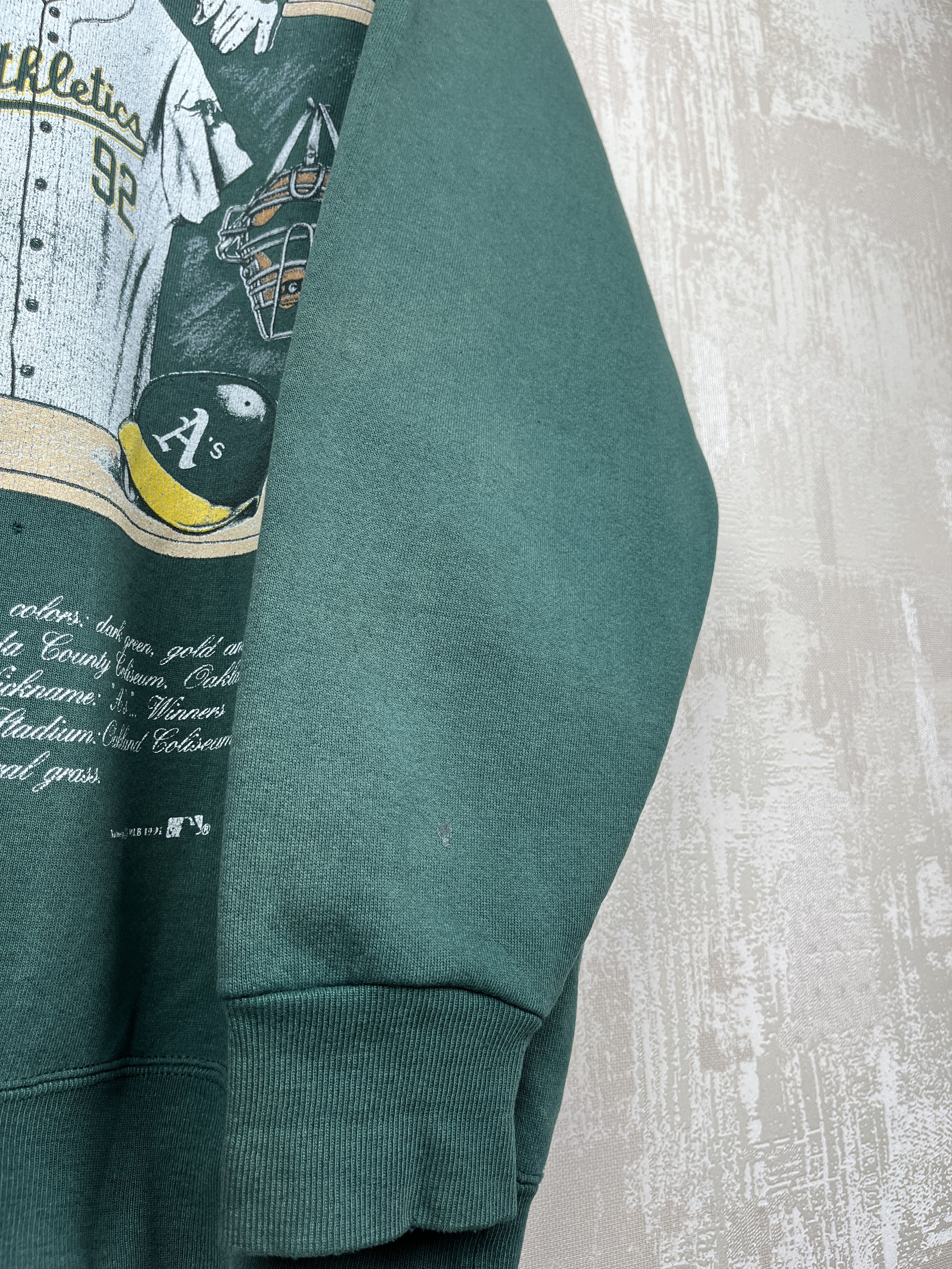 Nutmeg 90's Oakland Athletics A's MBL Nutmeg Vintage Sweatshirt Size US XL / EU 56 / 4 - 15 Thumbnail