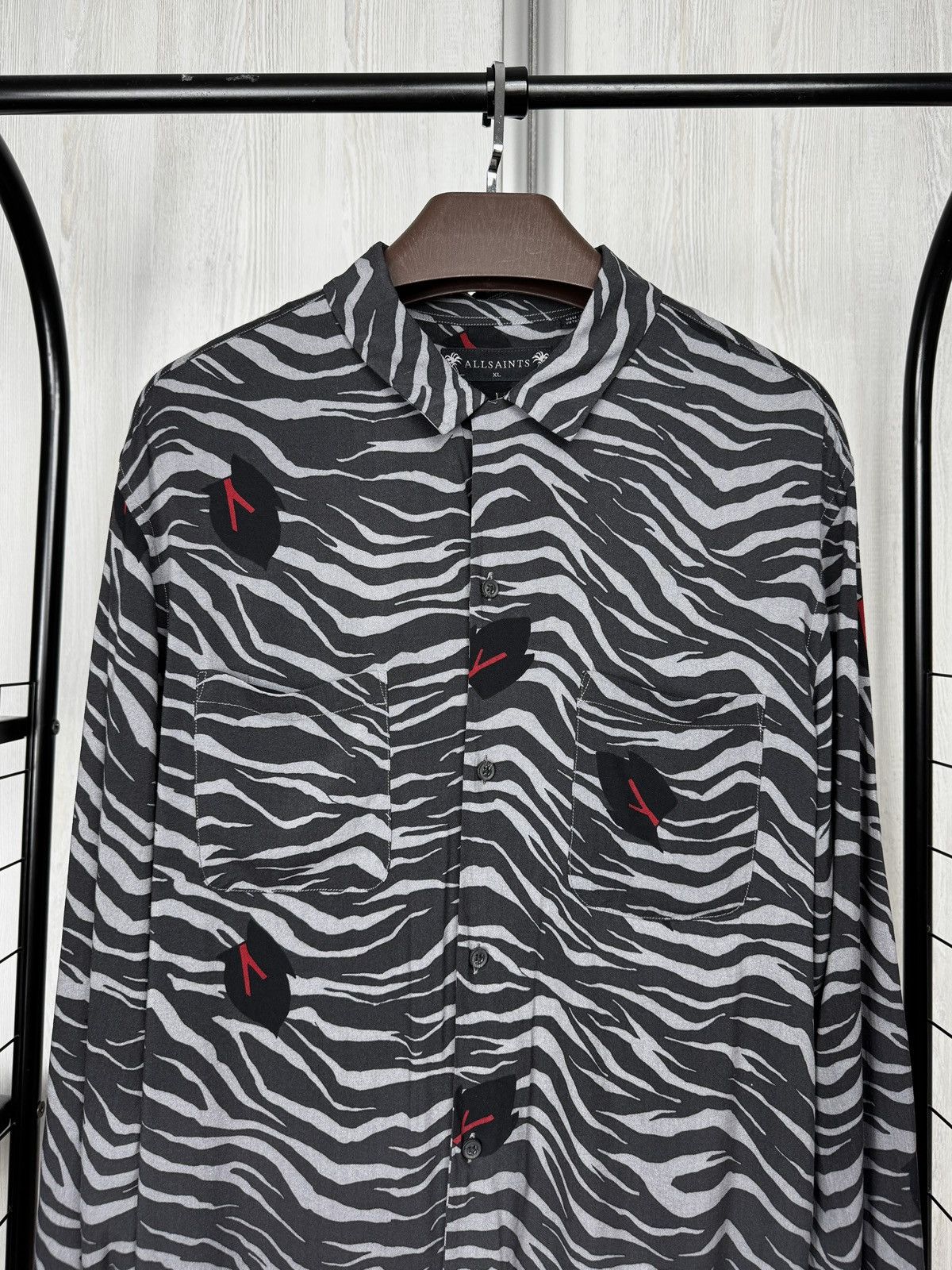 Allsaints AllSaints Lazaro LS Hawaiian shirt grey/jet black size XL Size US XL / EU 56 / 4 - 3 Thumbnail