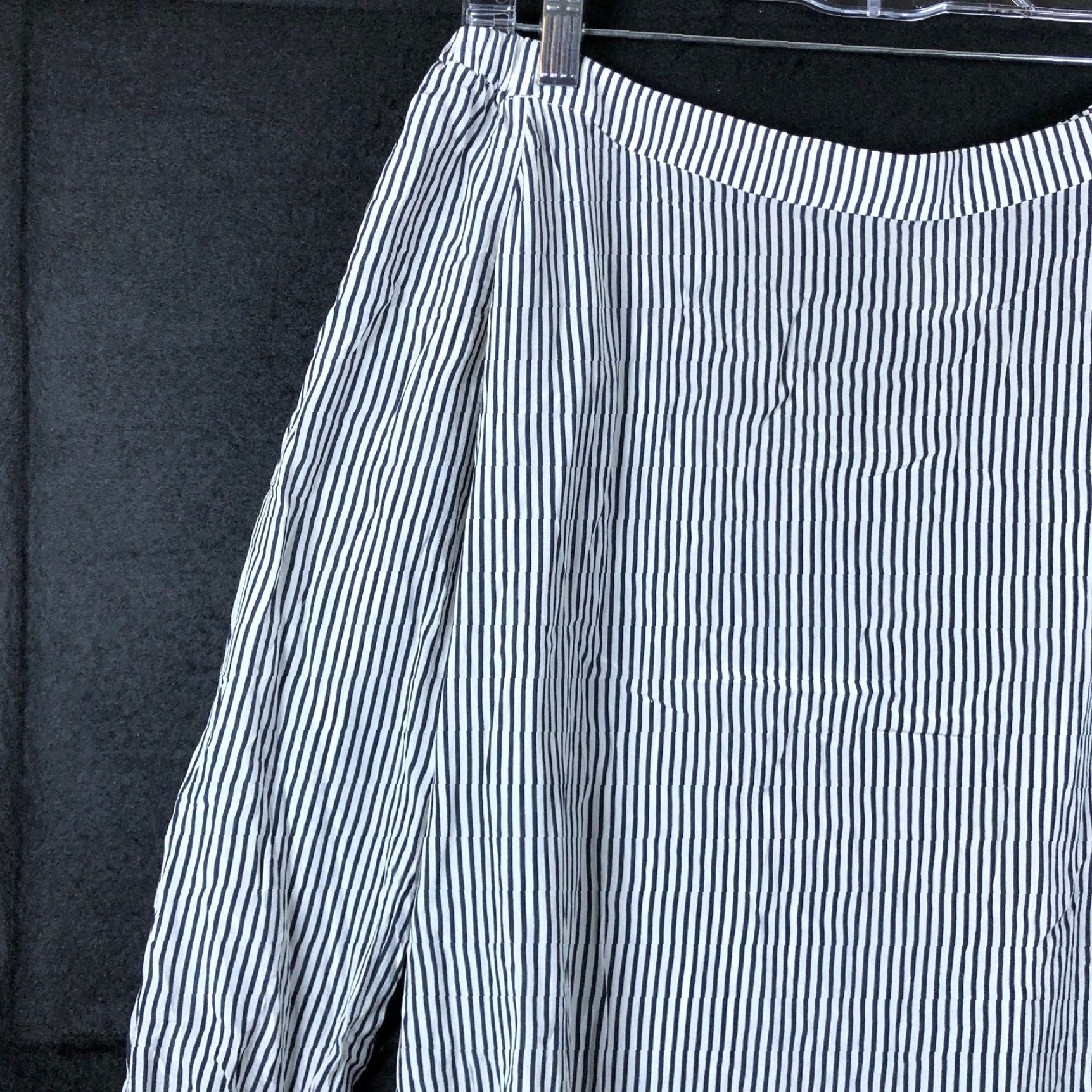 Vintage Cabi Blouse Off Shoulder Navy Blue White Stripe 100% Silk Long Sleeve S Womens Size S / US 4 / IT 40 - 4 Thumbnail