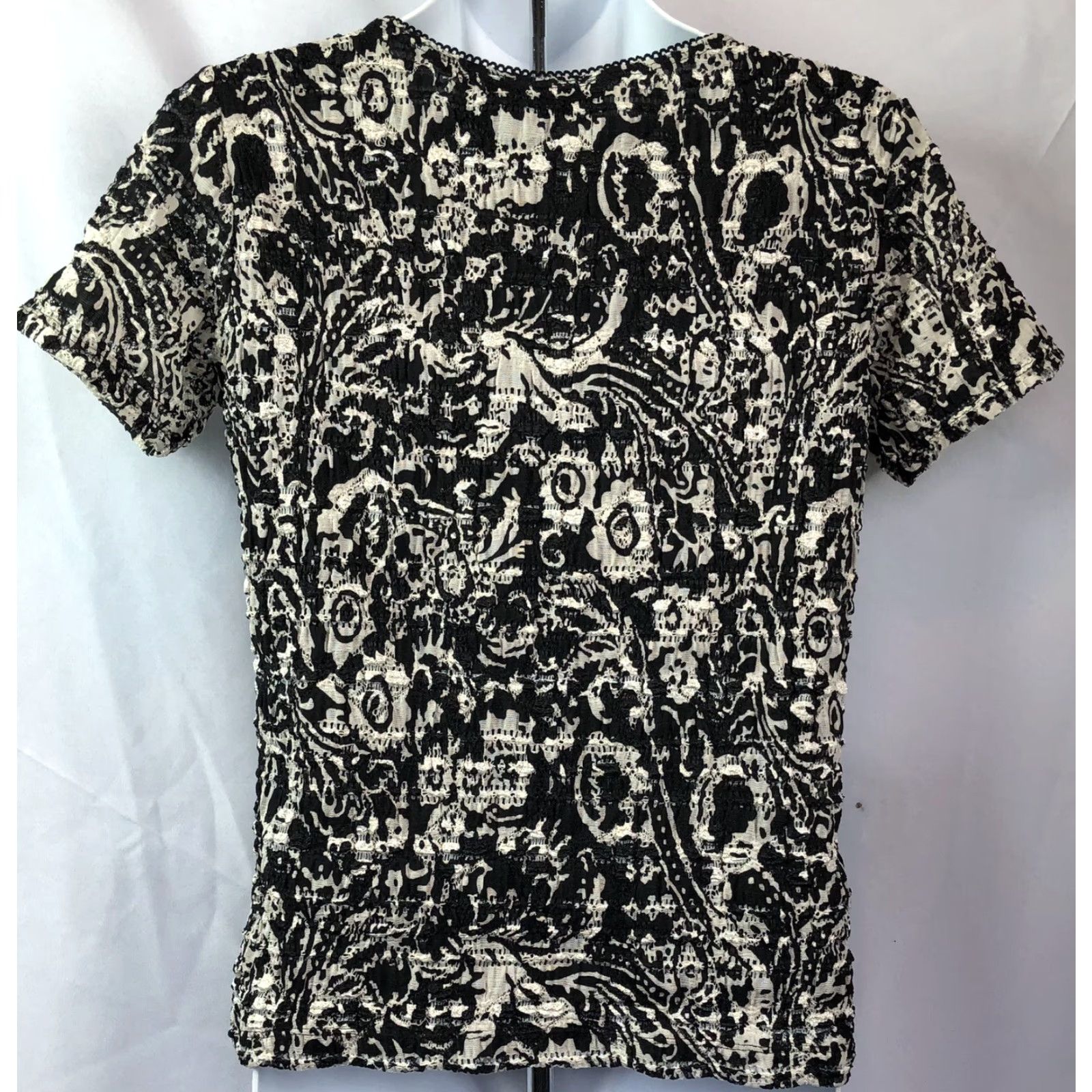 Vintage East 5th Blouse NWT M Petite Black Geometric V-Neck Short Sleeve Boho Artsy Ruched Slim Fit Shirt Size M / US 6-8 / IT 42-44 - 4 Thumbnail