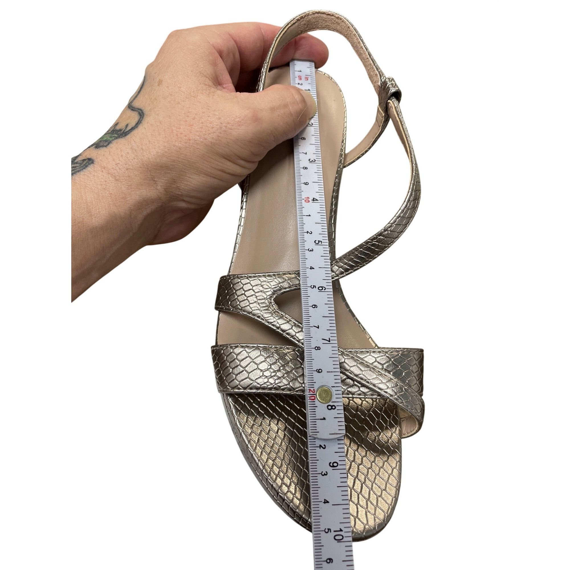 Other Naturalizer Abby Womans Silver diamond pattern Slingback hee Size US 9 / IT 39 - 9 Thumbnail
