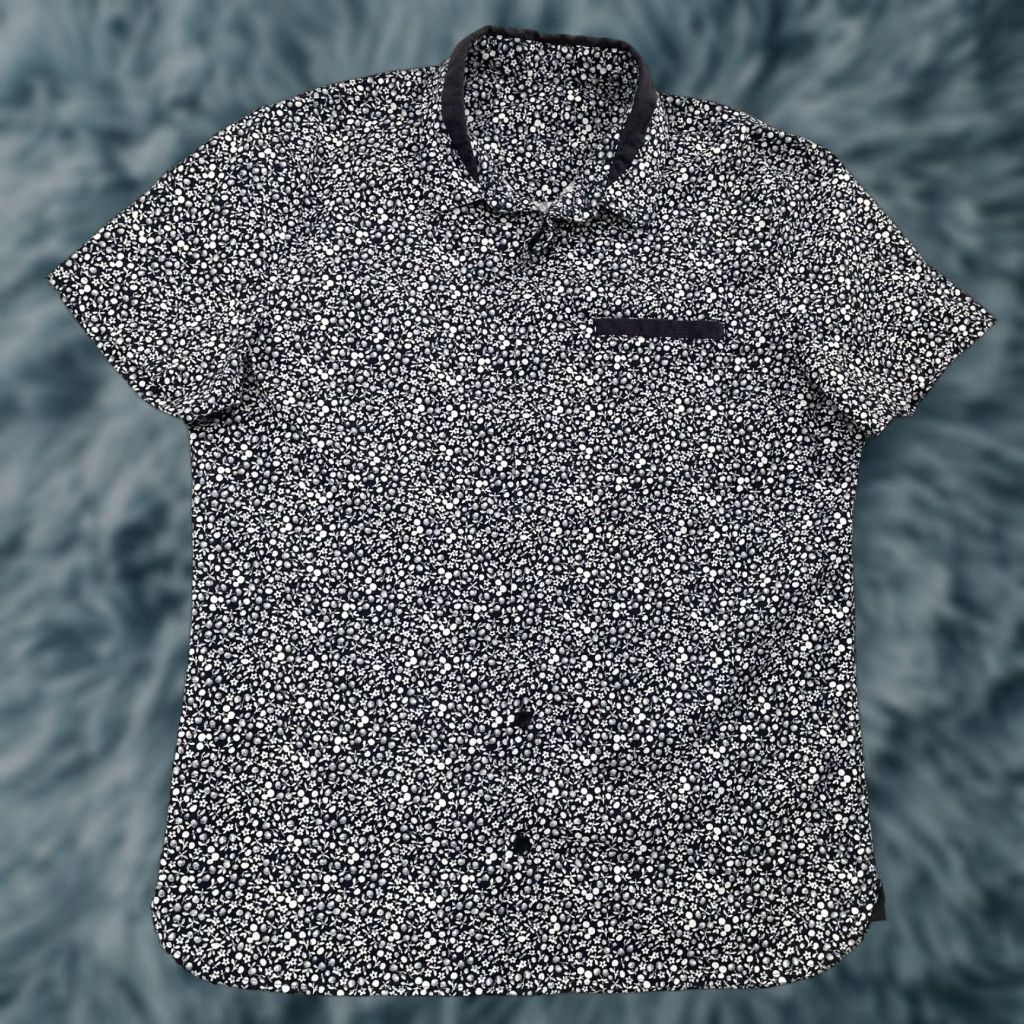 Lululemon VINTAGE Lululemon Shirt Mens Short Sleeve Button Up Adult Medium Blue Floral Casual Size US M / EU 48-50 / 2 - 1 Thumbnail