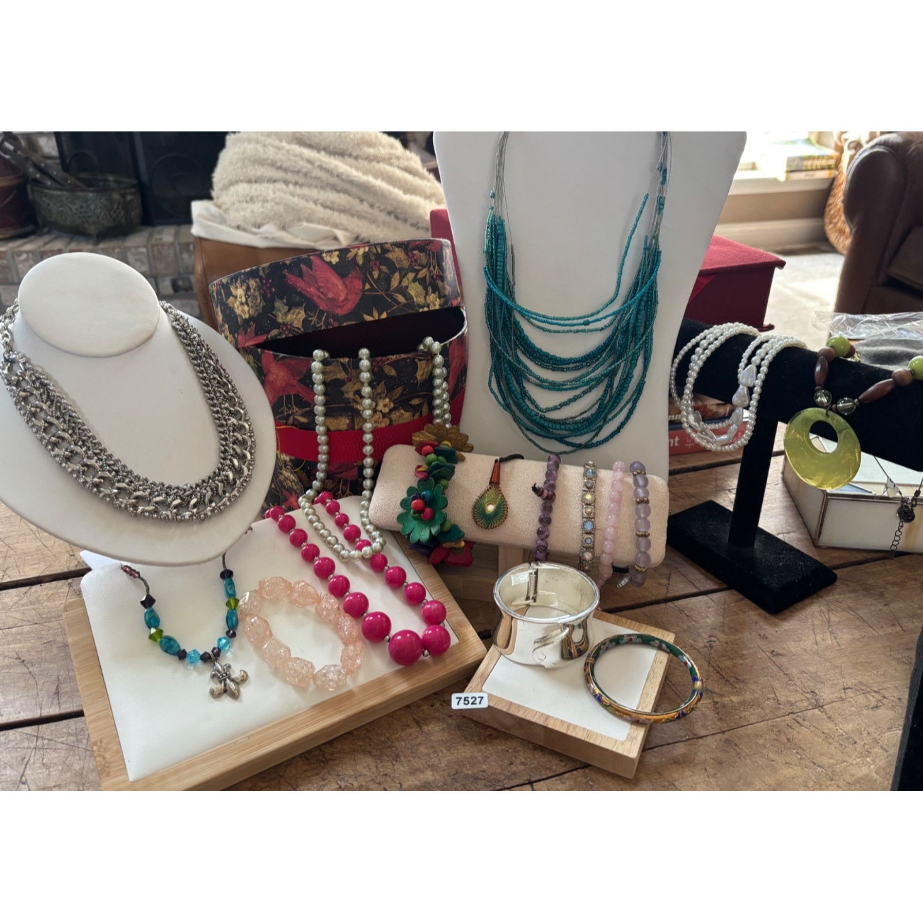 Other Gift box filled with Assorted Costume Jewelry Collection Wit Size ONE SIZE - 16 Thumbnail