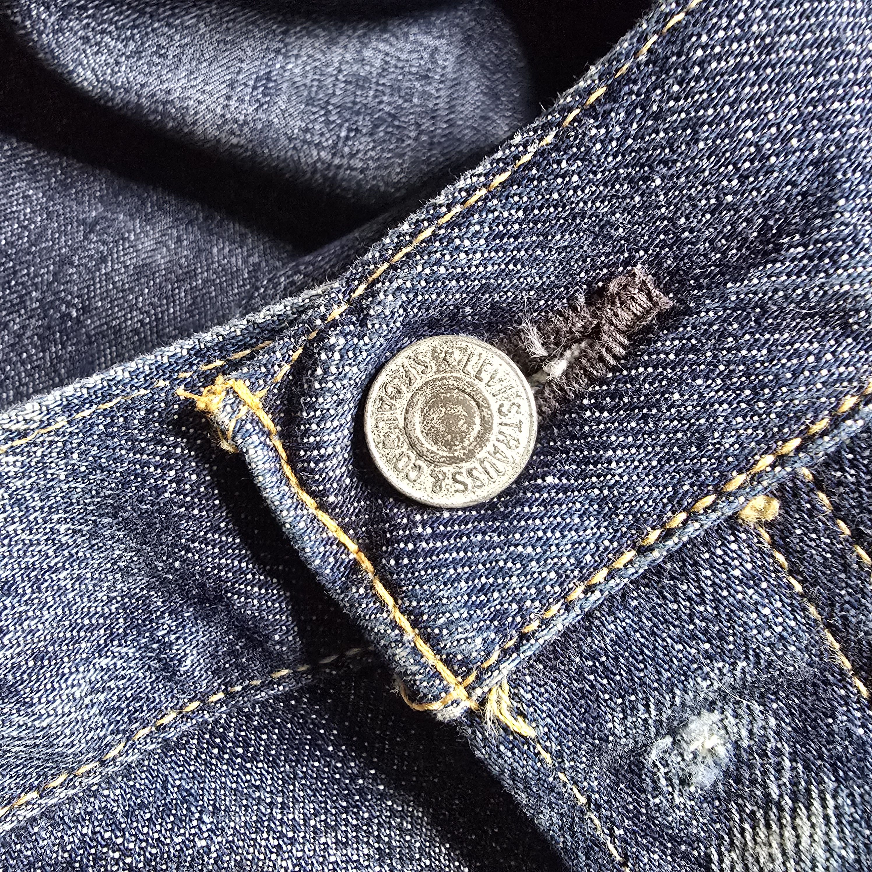 Levi's × Levi's Vintage Clothing Levi's - 501XX 1971 Japan Repro - 10 Year Wash - 2006 Size US 36 / EU 52 - 7 Thumbnail