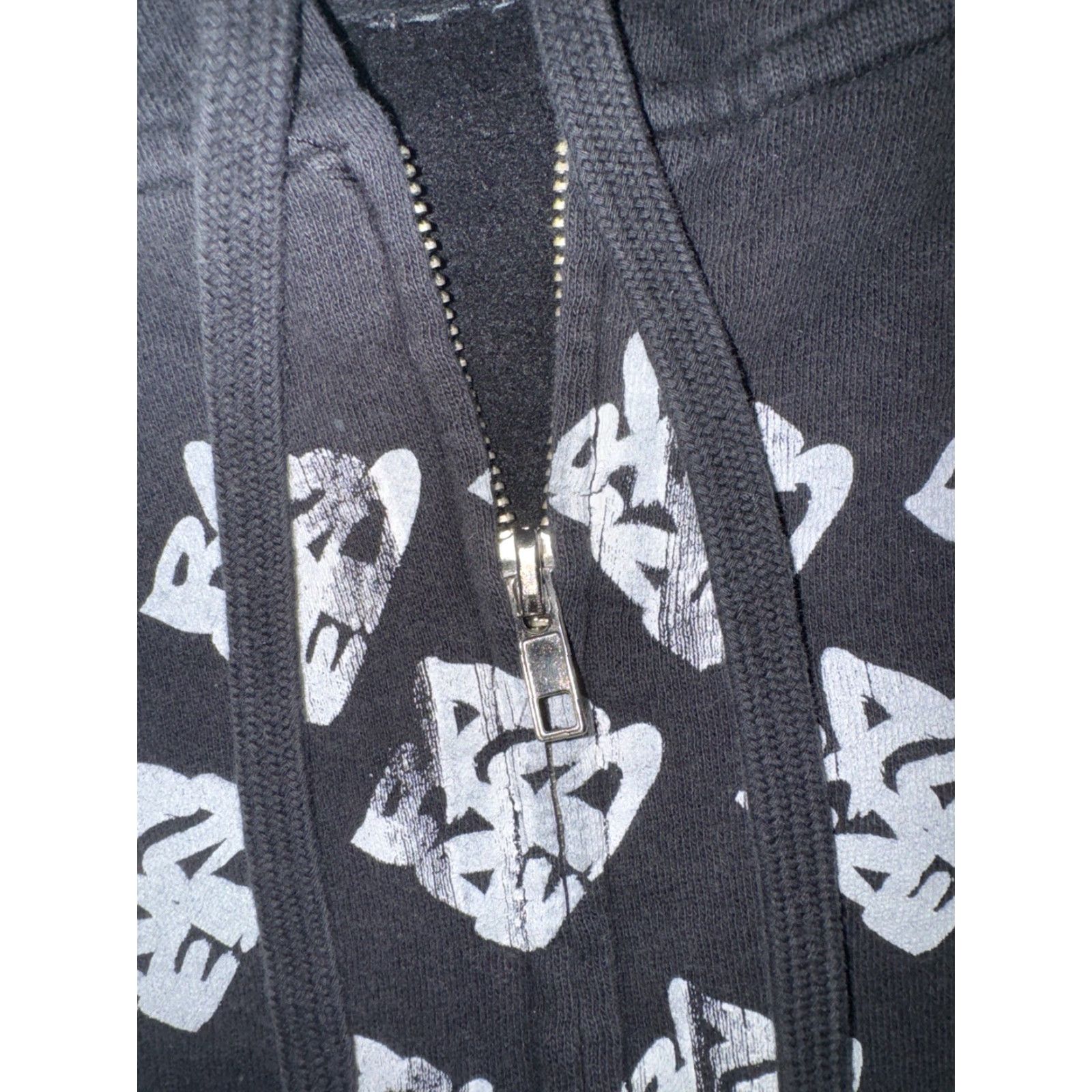Vintage Y2K Banned Board Shop Skateboarding Full Zip Up Hoodie Black Medium Mens Size US M / EU 48-50 / 2 - 3 Thumbnail
