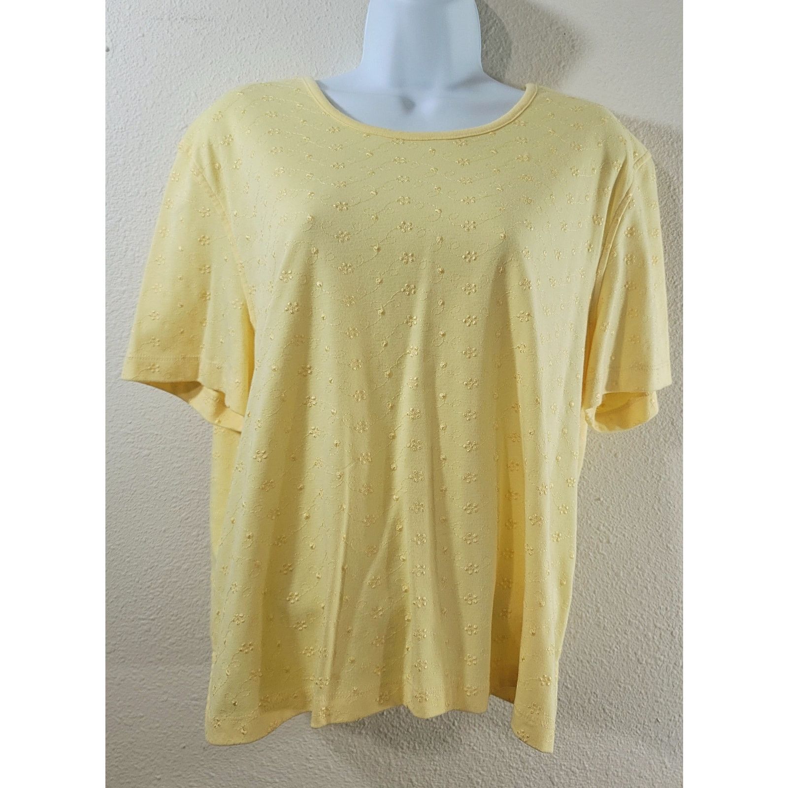 Other Draper's & Damon's Yellow Embroidered Floral Top PXL NWOT Size XL / US 12-14 / IT 48-50 - 1 Thumbnail