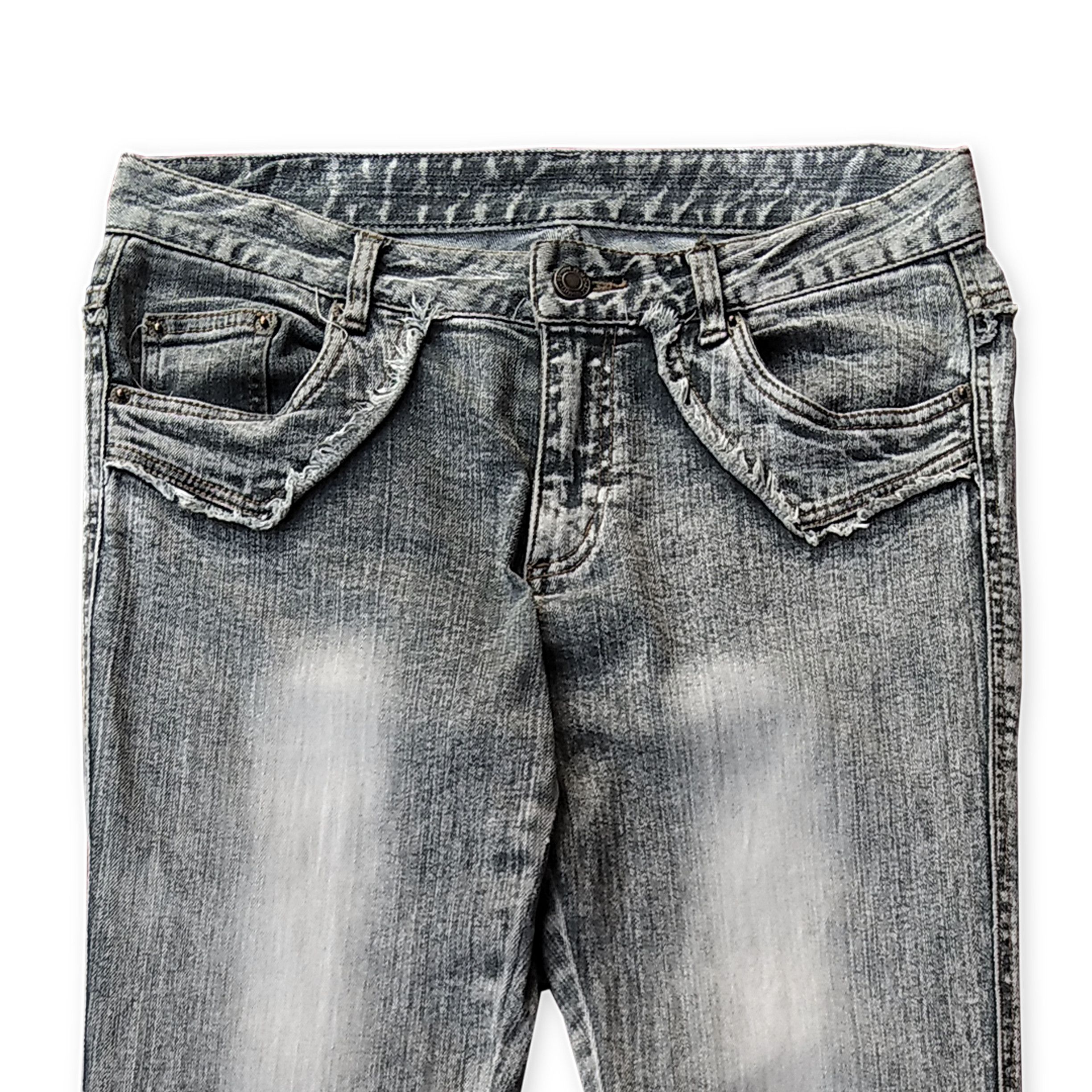 Le Grande Bleu (L.G.B.) Vintage Y2K Japanese Brand GUIPAGE Flare Jeans Size US 29 - 3 Thumbnail