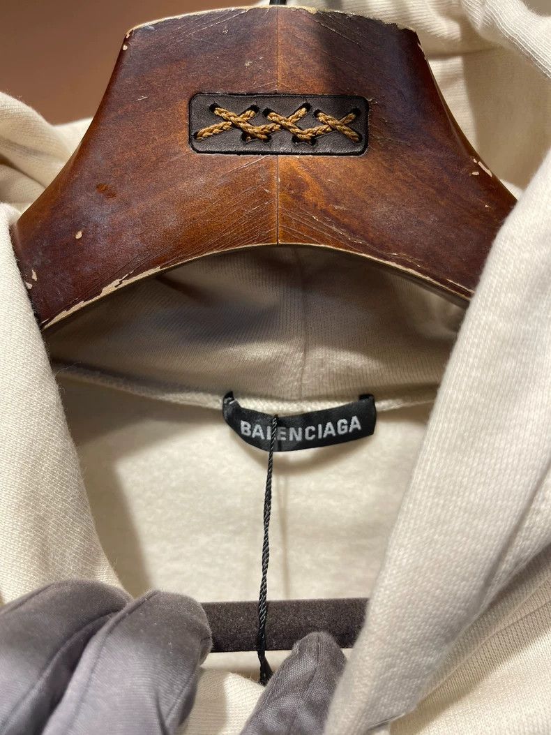 Balenciaga Balenciaga Beige sweater Size US XS / EU 42 / 0 - 2 Thumbnail
