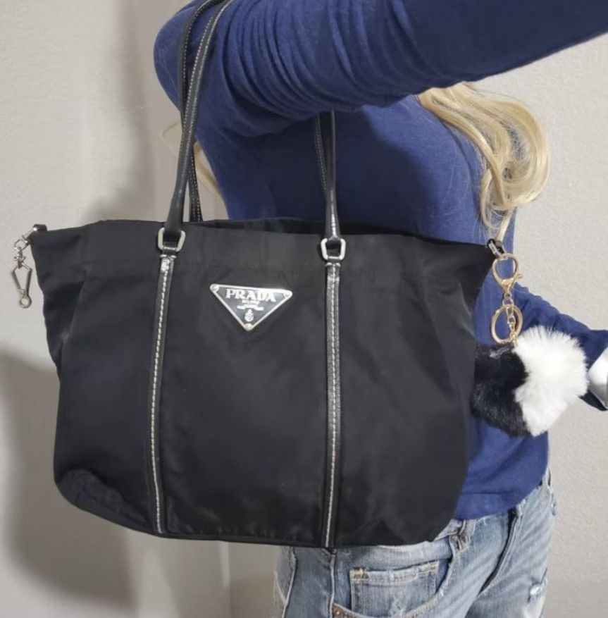 Prada Authentic PRADA Nylon Shoulder Bag Size ONE SIZE - 16 Thumbnail