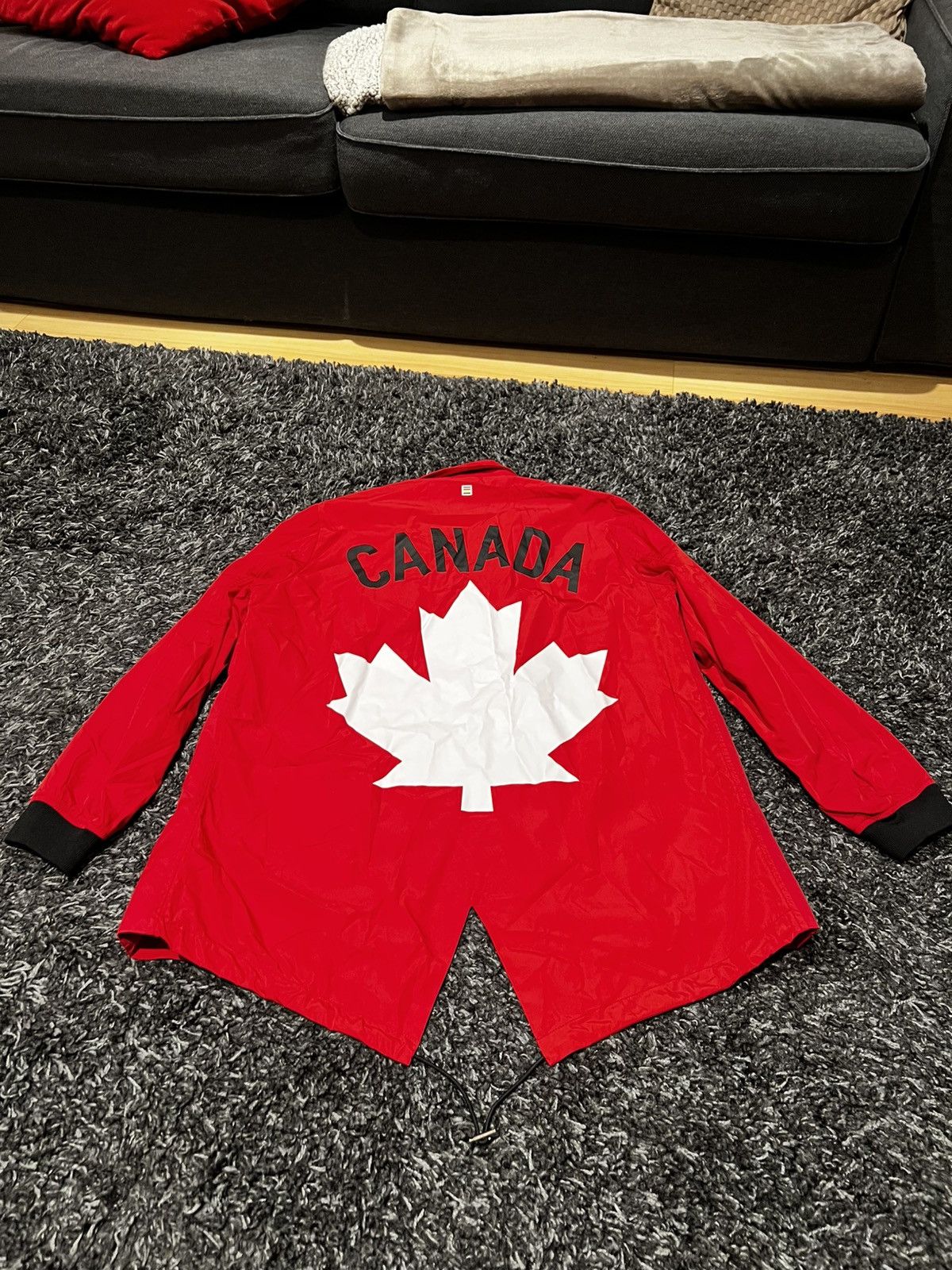 Dsquared2 Dsquared2 Olympic Games red Canada jacket size M Size M / US 6-8 / IT 42-44 - 3 Thumbnail