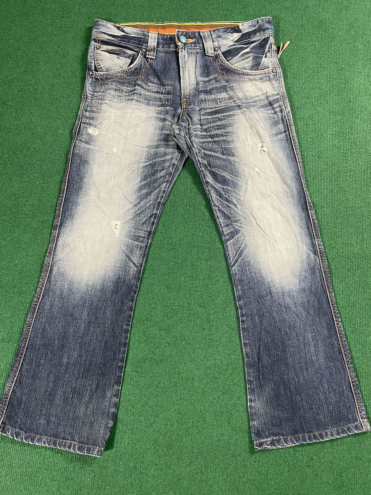 Edwin Vintage Edwin Distressed Jeans Flair Cut Size US 34 / EU 50 - 2 Thumbnail