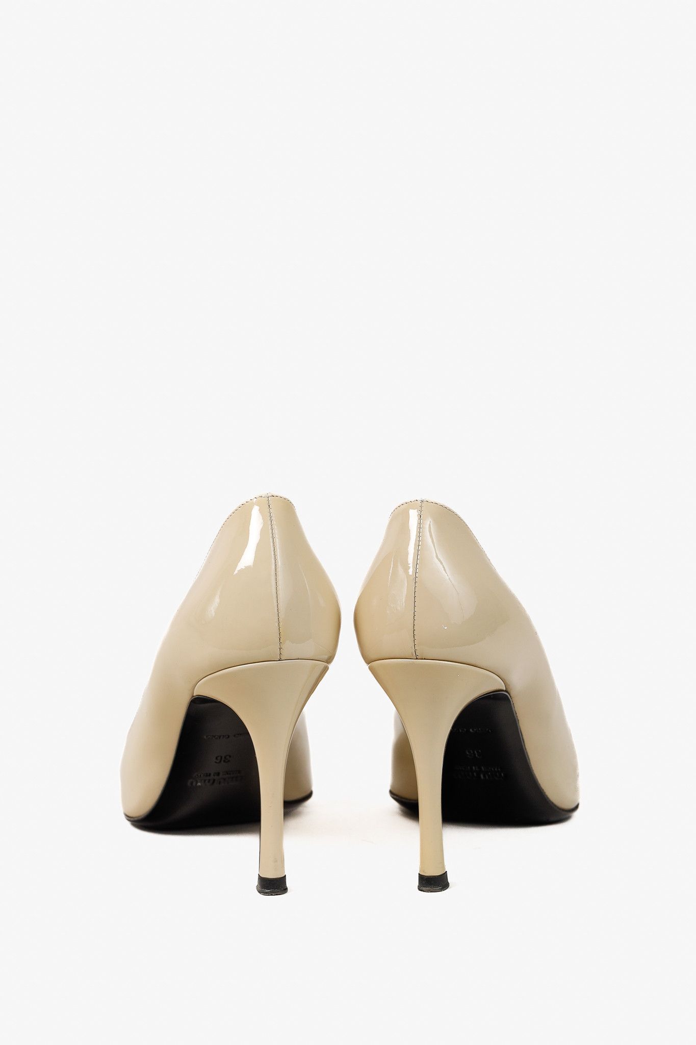 Miu Miu Miu Miu Cream Vernice Leather Pointed-Toe Pumps Size US 5.5 / IT 35.5 - 3 Thumbnail