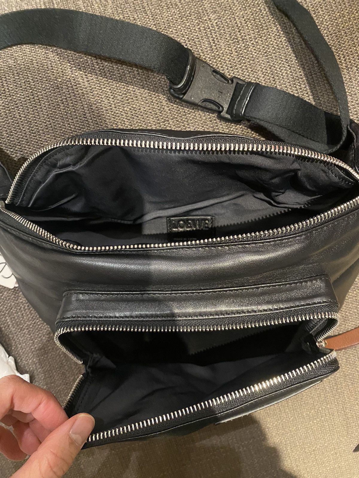 Loewe Deal‼️LOEWE Leather puffy crossbody waistbag bumbag Size ONE SIZE - 7 Thumbnail