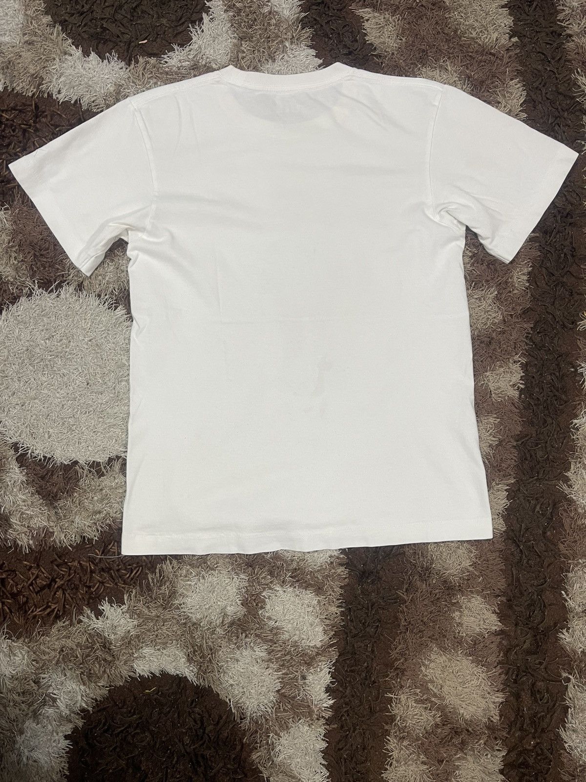 Japanese Brand × Kaws × Uniqlo 🔥HOT🇯🇵🔥VINTAGE UNIQLO X KAWS FLAYED TEE VERY RARE Size US M / EU 48-50 / 2 - 8 Thumbnail