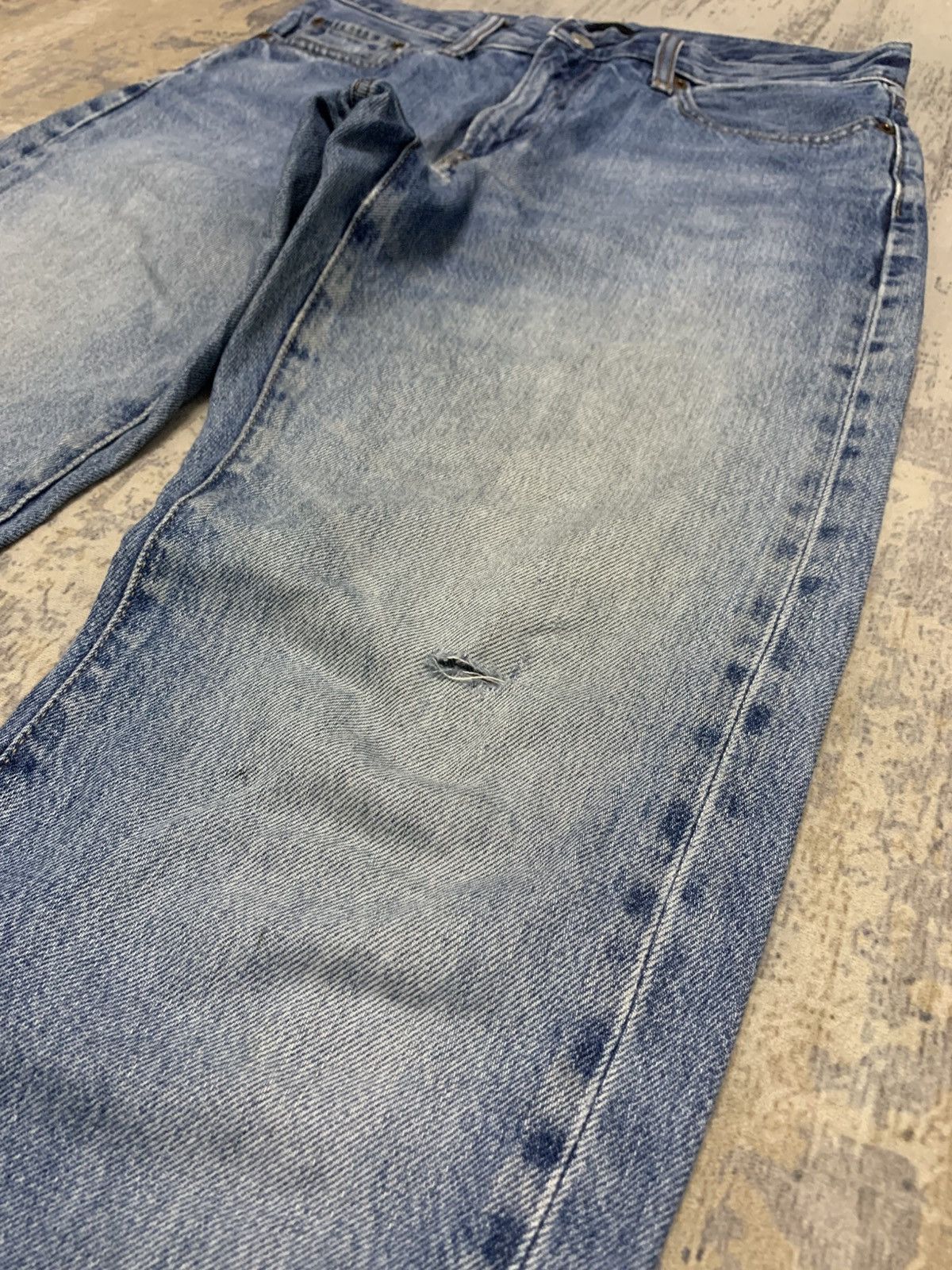 Japanese Brand Vintage Uniqlo Distressed Jeans Denim W30x31 Size US 30 / EU 46 - 3 Thumbnail