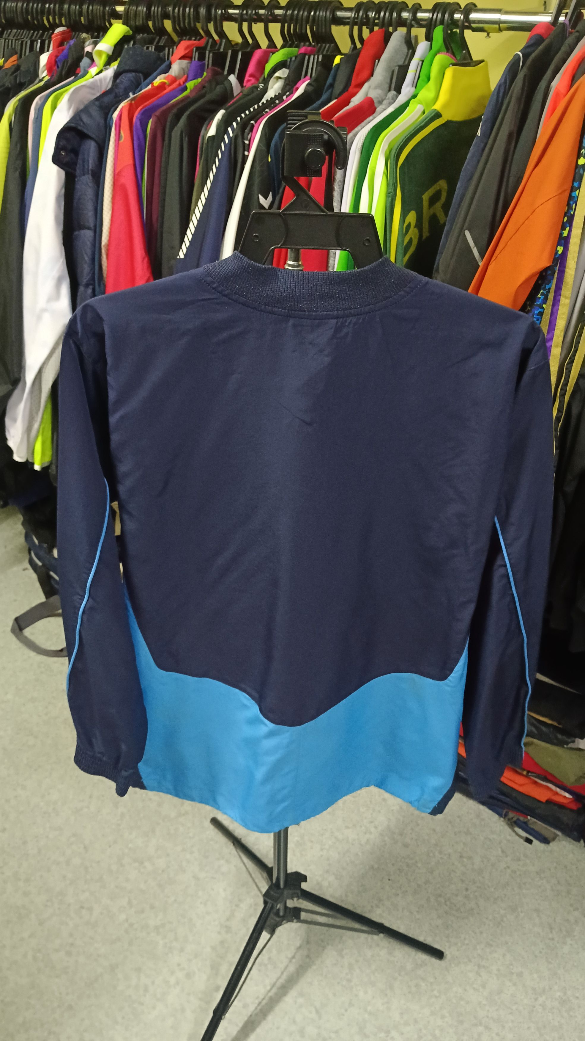 Puma Bundle x 3 Puma Windbreaker Size US M / EU 48-50 / 2 - 5 Thumbnail