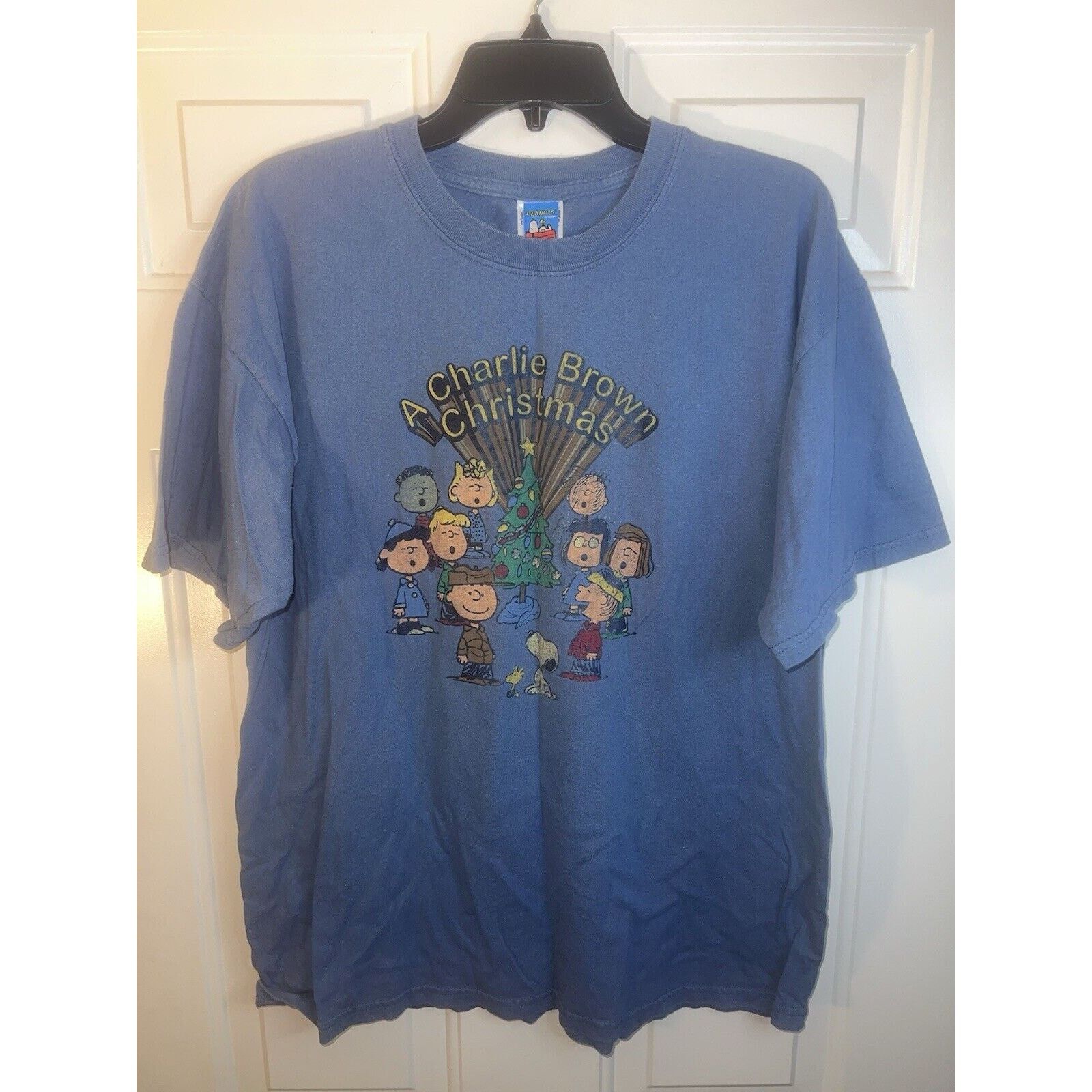 Peanuts Peanuts Charlie Brown Snoopy Christmas Holiday Shirt Mens XL Size US XL / EU 56 / 4 - 1 Thumbnail