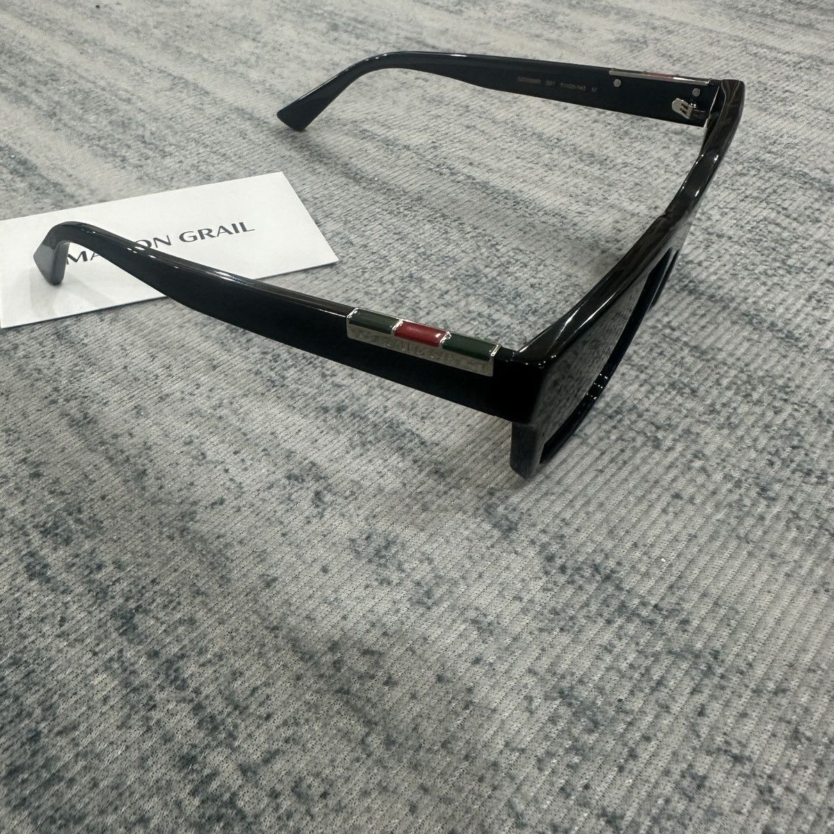 Gucci GUCCI GG1889S 001 SUNGLASSES Size ONE SIZE - 5 Thumbnail
