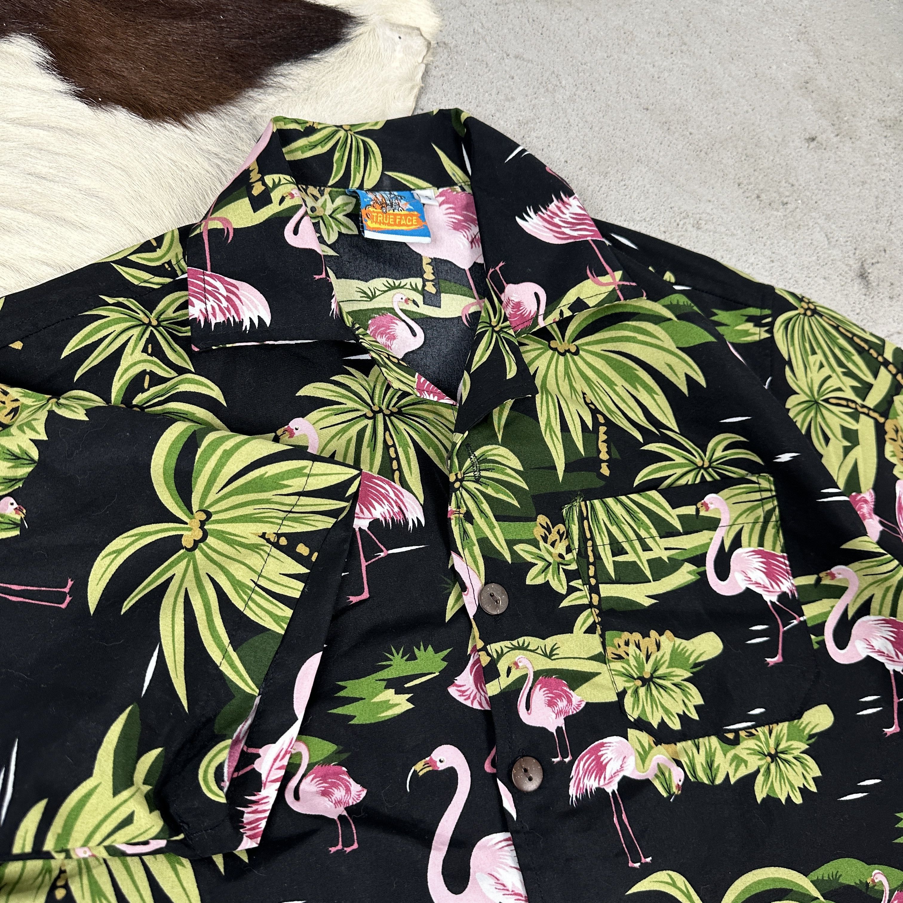 Vintage Vintage Streetwear Y2K Casual Summer Hawaiian Shirt Size US S / EU 44-46 / 1 - 2 Thumbnail