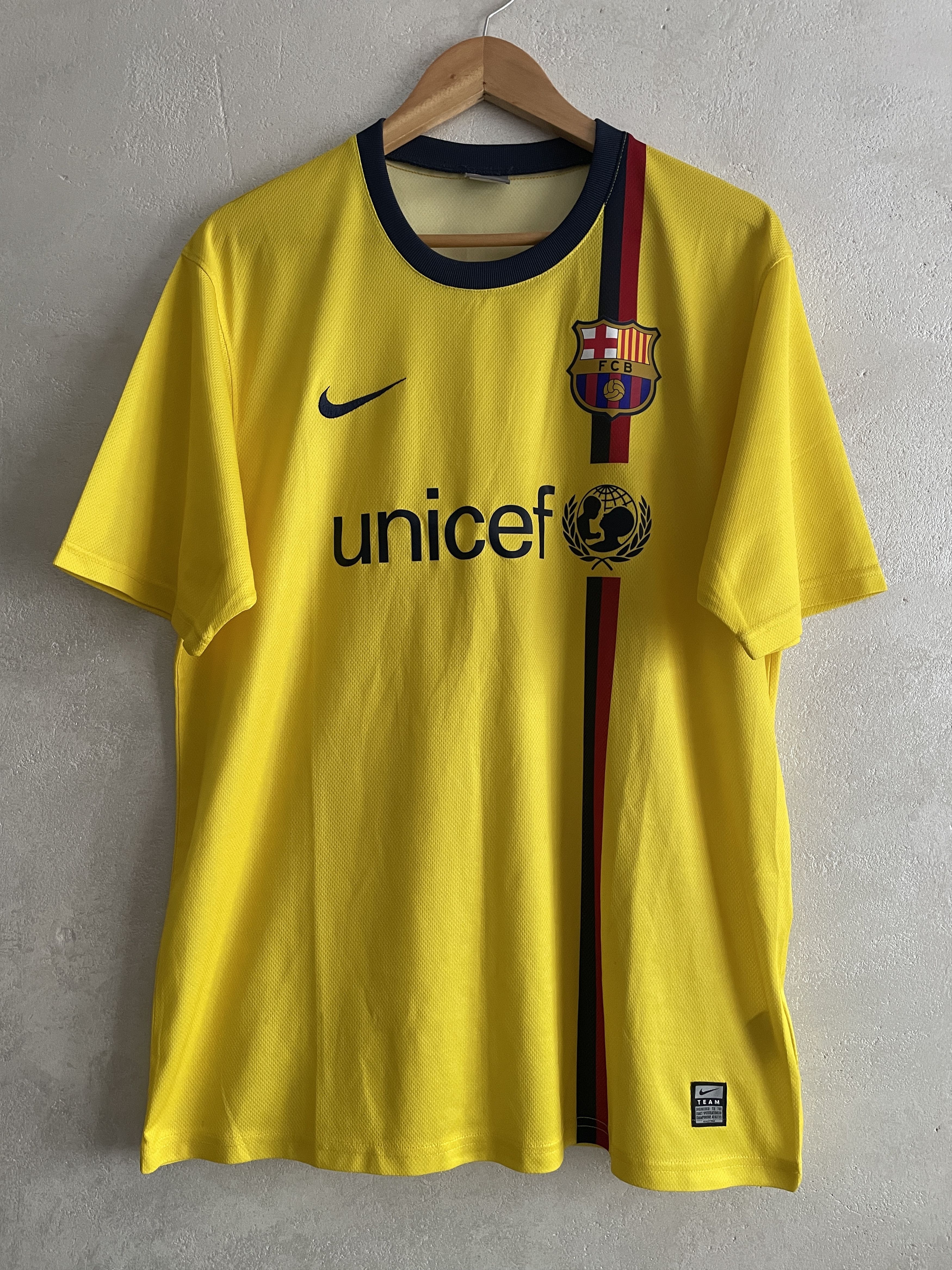 Nike Vintage Barcelona Away 2008 2010 Football Shirt Jersey Size US L / EU 52-54 / 3 - 1 Thumbnail