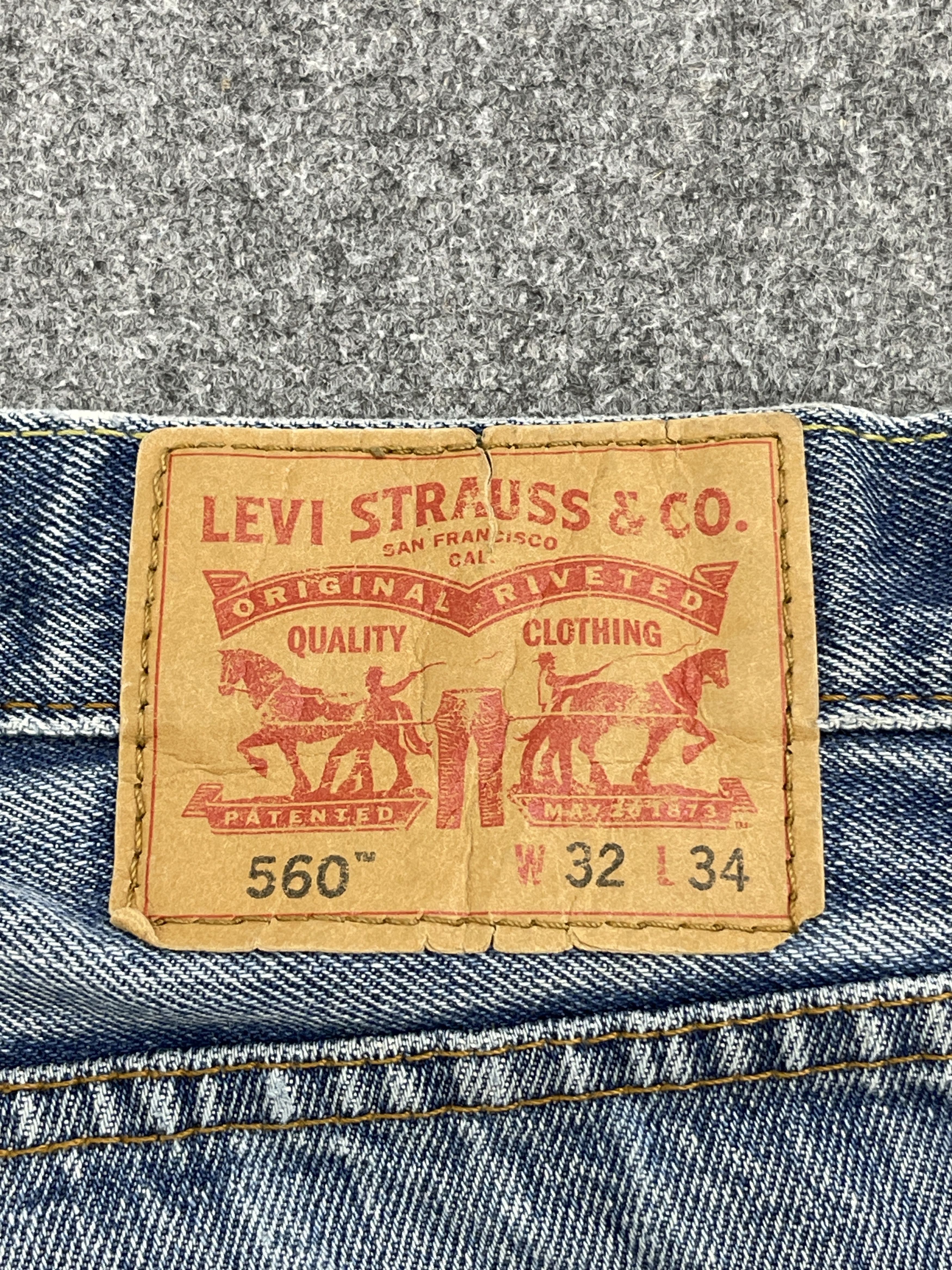 Levi's Distressed Faded Blue Vintage Levis 560 Jeans DP2555 Size US 31 - 5 Thumbnail