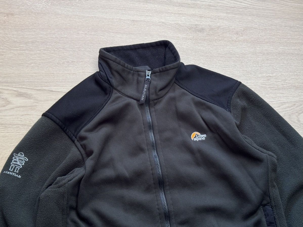 Outdoor Research Vintage 90’s Lowe Alpine Women’s Green/Black Fleece Jacket Size S / US 4 / IT 40 - 2 Thumbnail