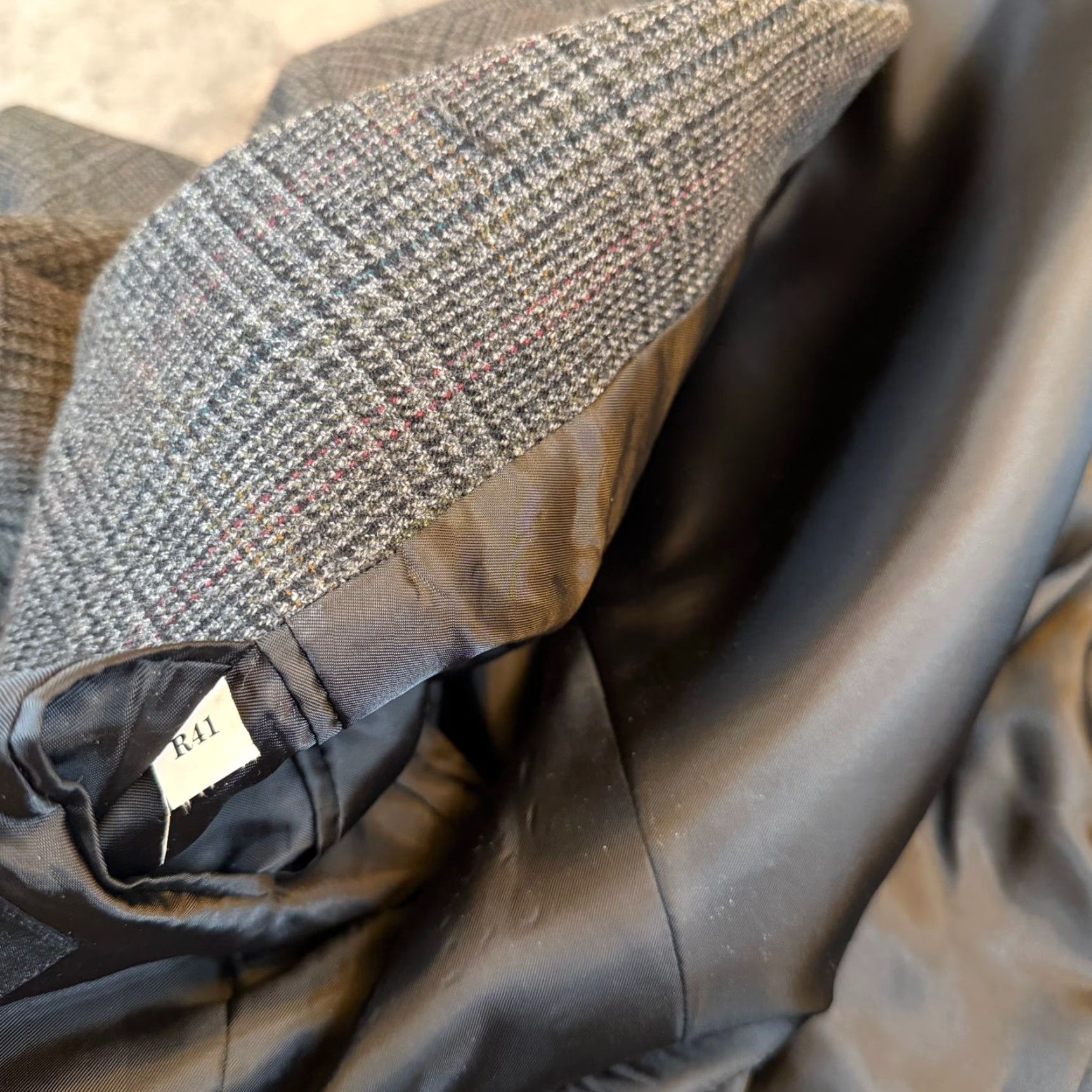 Jones New York VINTAGE Jones New York Marshall Fields Mens 41R Grey Plaid 3-Button Blazer Sport Coat Size 42R - 5 Thumbnail