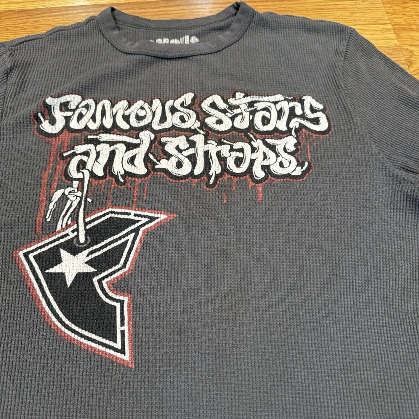 Affliction Famous Stars Y2K Waffle Knit Thermal Long Sleeve T-Shirt Affliction Grunge Gray L Men Stars Size US L / EU 52-54 / 3 - 2 Thumbnail