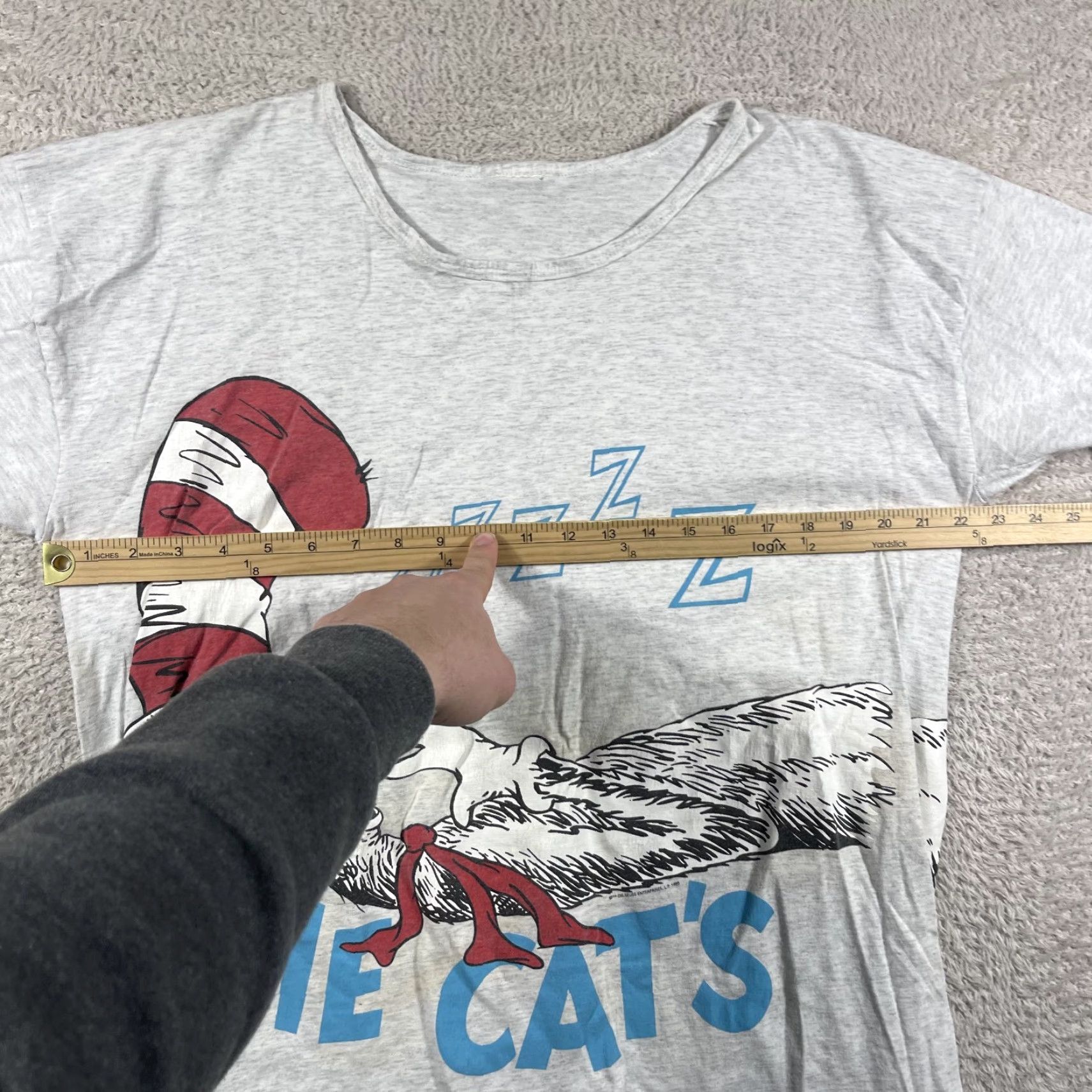 Vintage VINTAGE Dr. Seuss Cat in the Hat Sleep Shirt Mens One Size Oversized 1995 Gray Cotton 90s Shirt Size US M / EU 48-50 / 2 - 5 Thumbnail