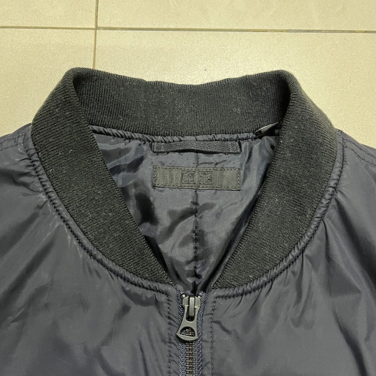Uniqlo Uniqlo Bomber Jacket Size US M / EU 48-50 / 2 - 6 Thumbnail
