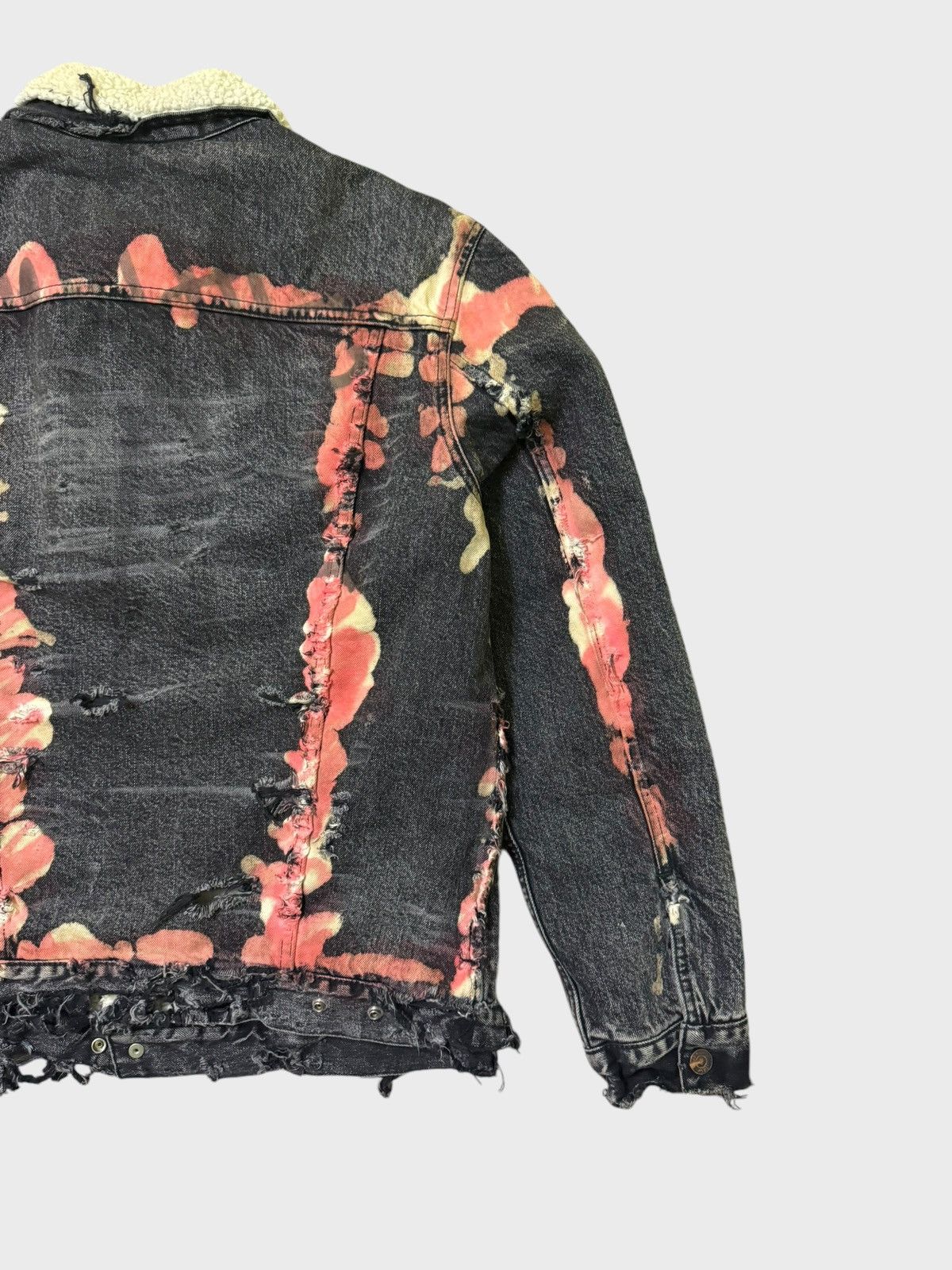 Levi's Levi's Distressed Denim Jacket Sherpa Jacket Size US M / EU 48-50 / 2 - 12 Thumbnail