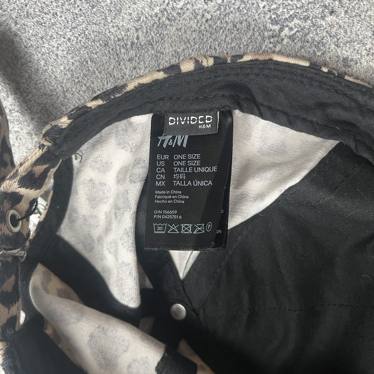 Japanese Brand Leopard Pattern Hats H&M Size ONE SIZE - 4 Thumbnail