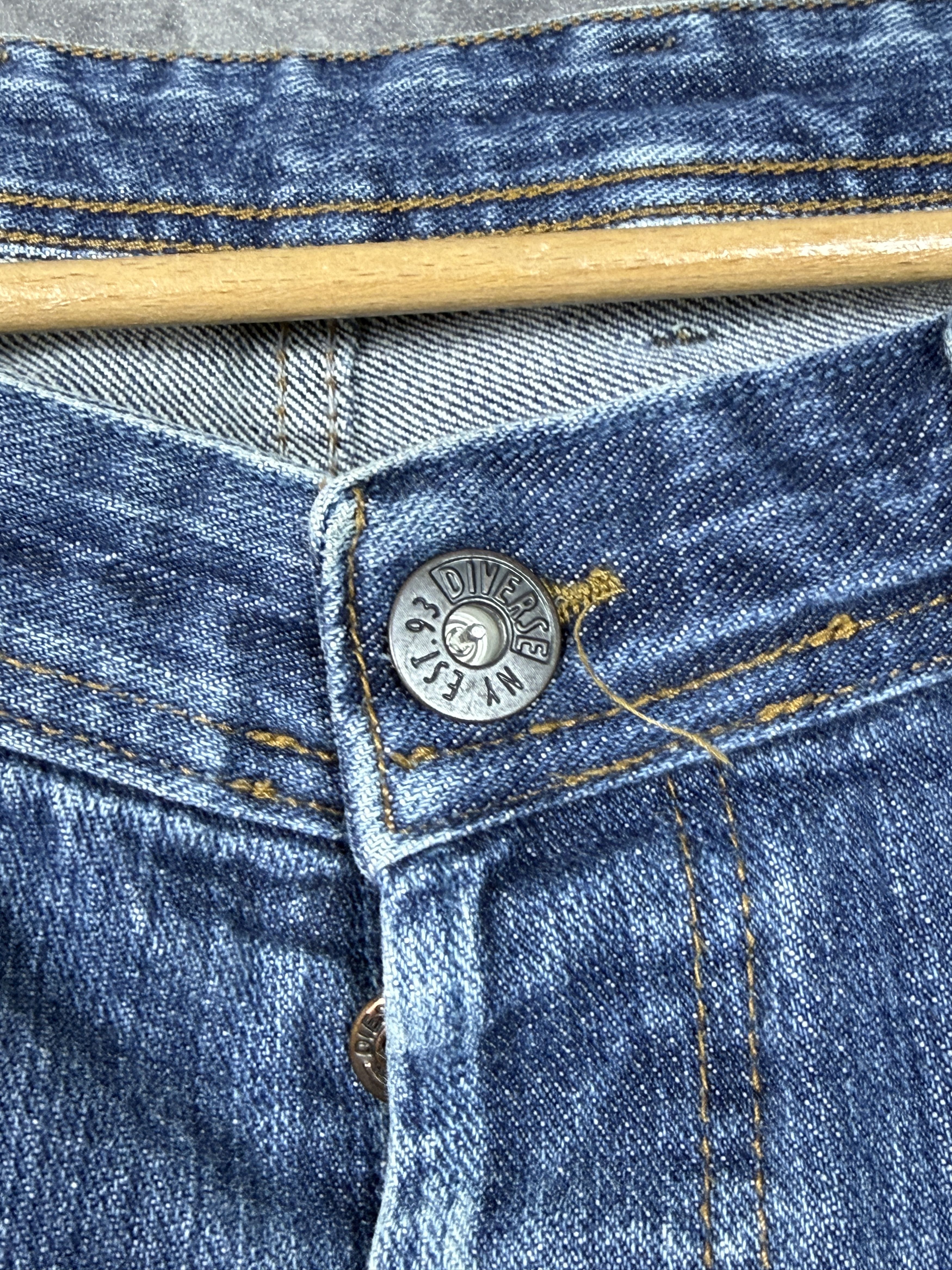 Diesel Diesel denim jeans light blue classic wide fit Size US 33 - 4 Thumbnail
