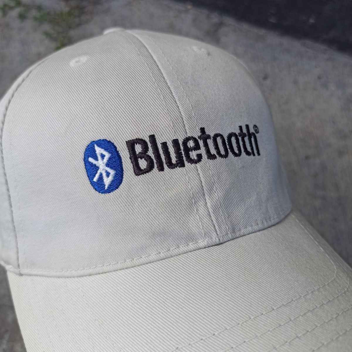 Arts & Science Archival.. 10 year bluetooth celebration hat Size ONE SIZE - 14 Thumbnail