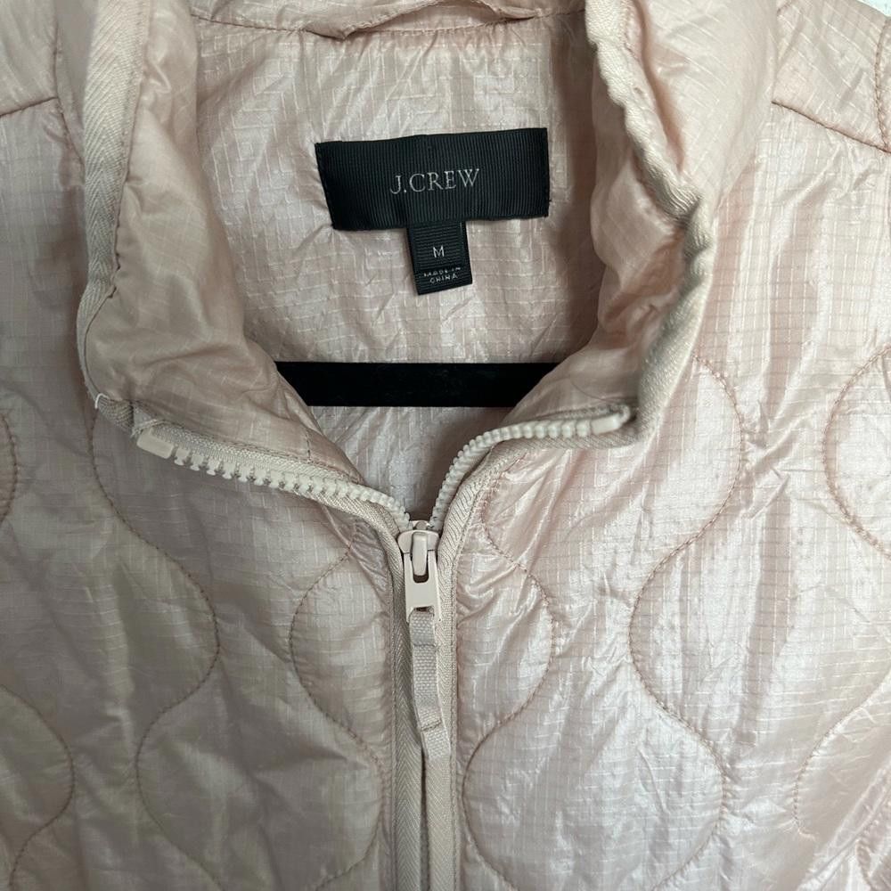 J.Crew J. Crew Quilted Ultralight Layering Vest Blush Pink Medium Size M / US 6-8 / IT 42-44 - 5 Thumbnail