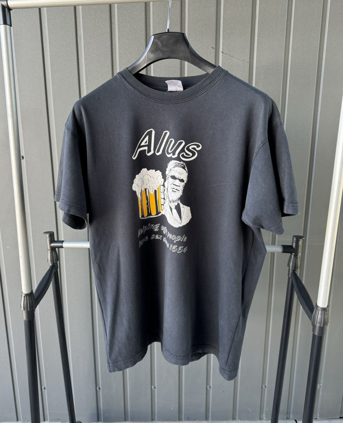 Other Vintage Beer Helping ugly people have sex since 1664 T shirt Size US L / EU 52-54 / 3 - 1 Thumbnail