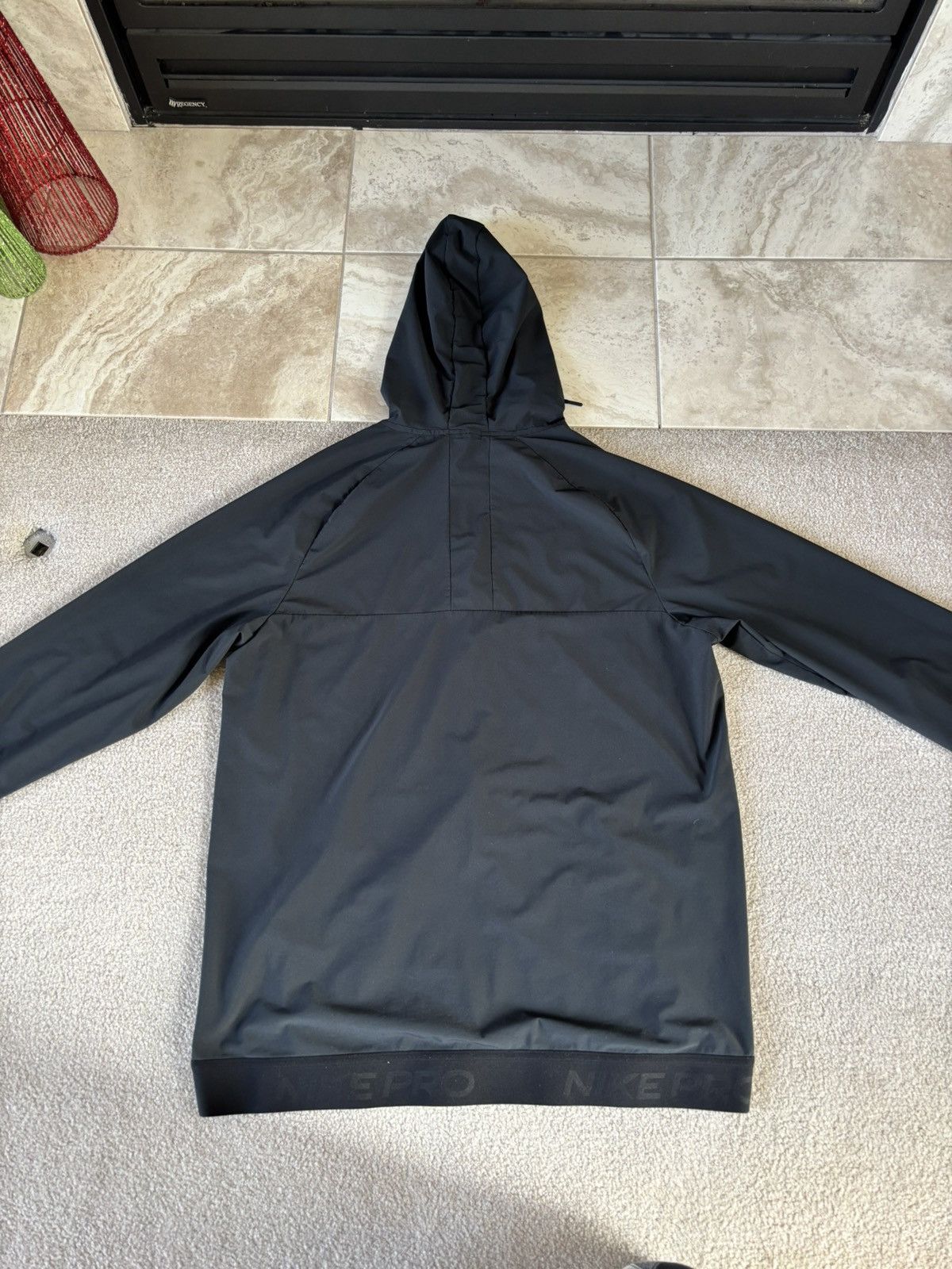 Nike Nike Pro Light Jacket Size US L / EU 52-54 / 3 - 2 Thumbnail