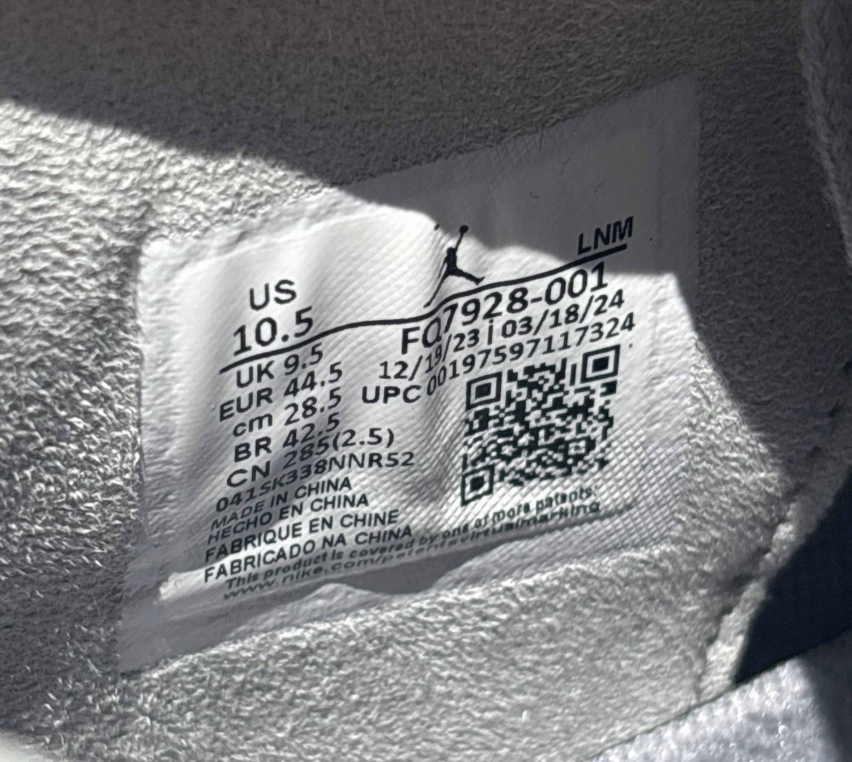 Jordan Brand Jordan 4 Olympic Wet Cement Size US 10.5 / EU 43-44 - 9 Thumbnail