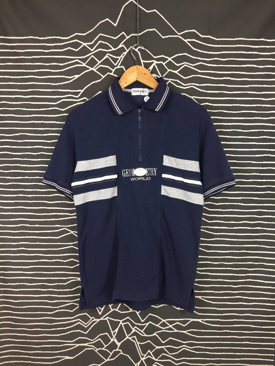 Vintage Vtg Ocean County Geometry World Embroidered Logo Polo Tee Size US M / EU 48-50 / 2 - 1 Thumbnail