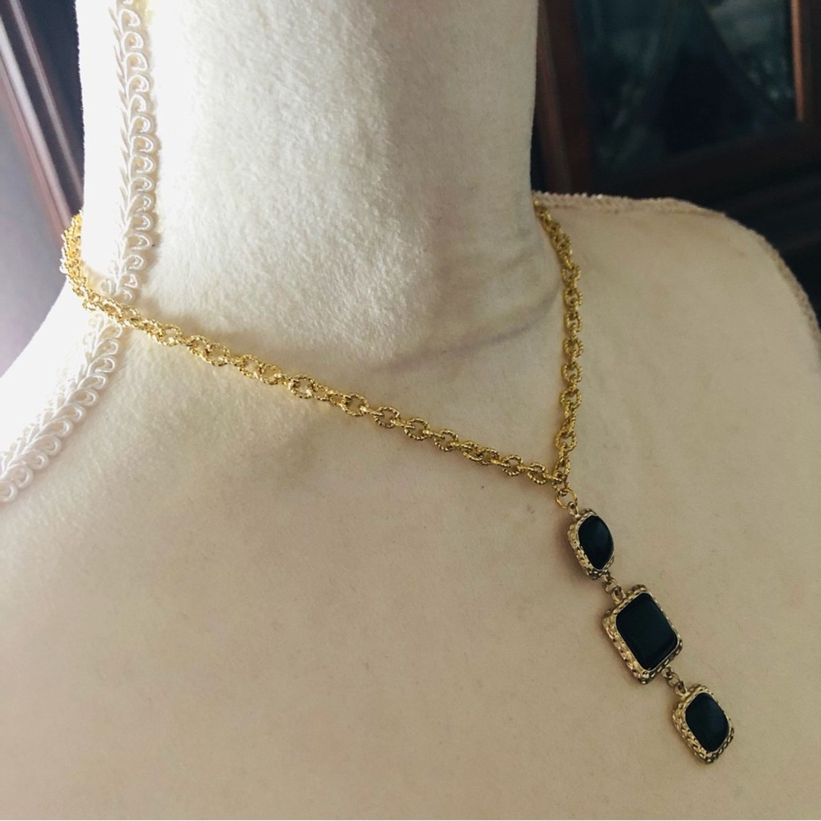 Handmade Hand crafted black chandelier pendant necklace Size ONE SIZE - 3 Thumbnail